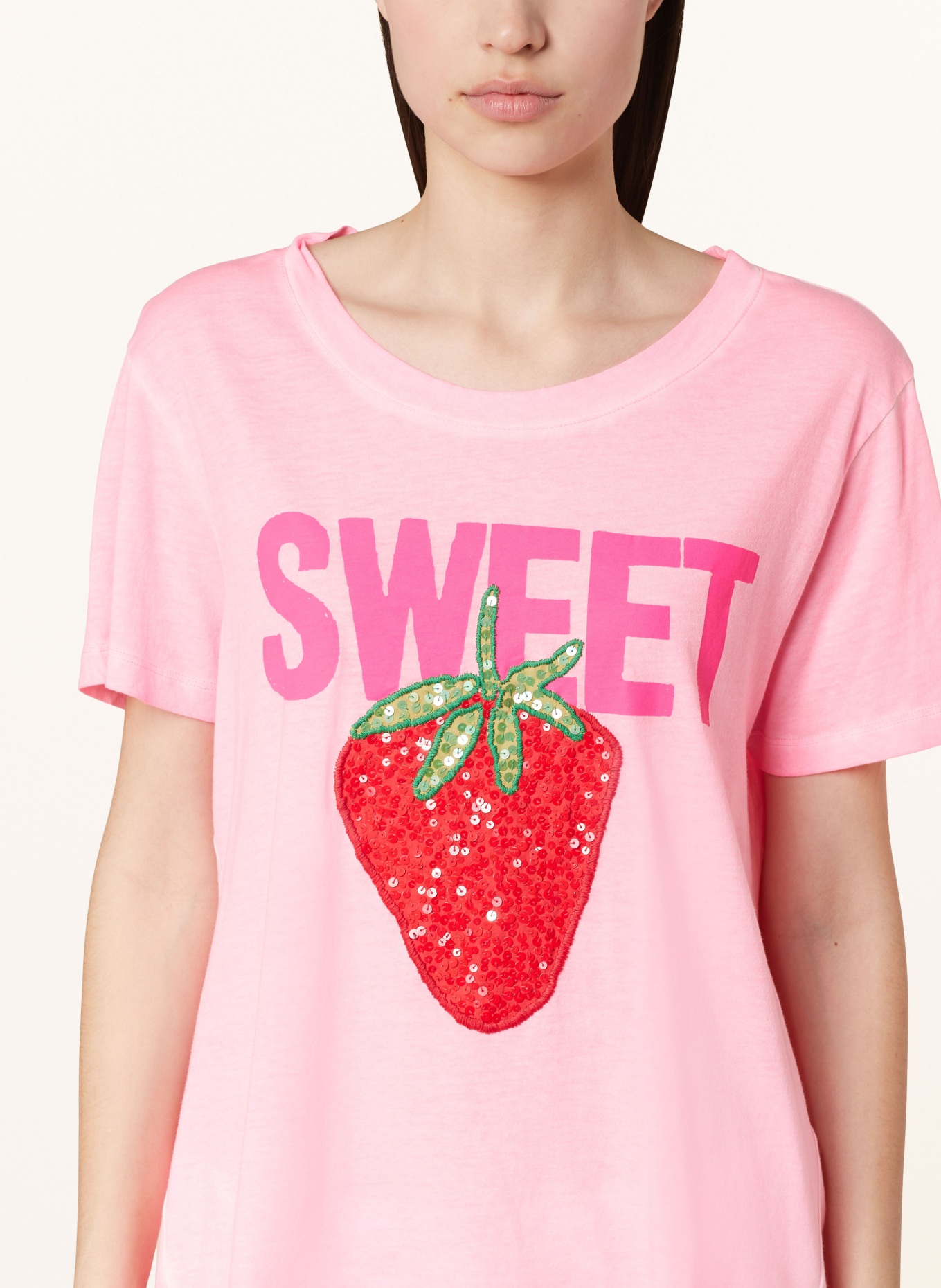 Grace T-shirt with sequins, Color: NEON PINK/ RED/ GREEN (Image 4)