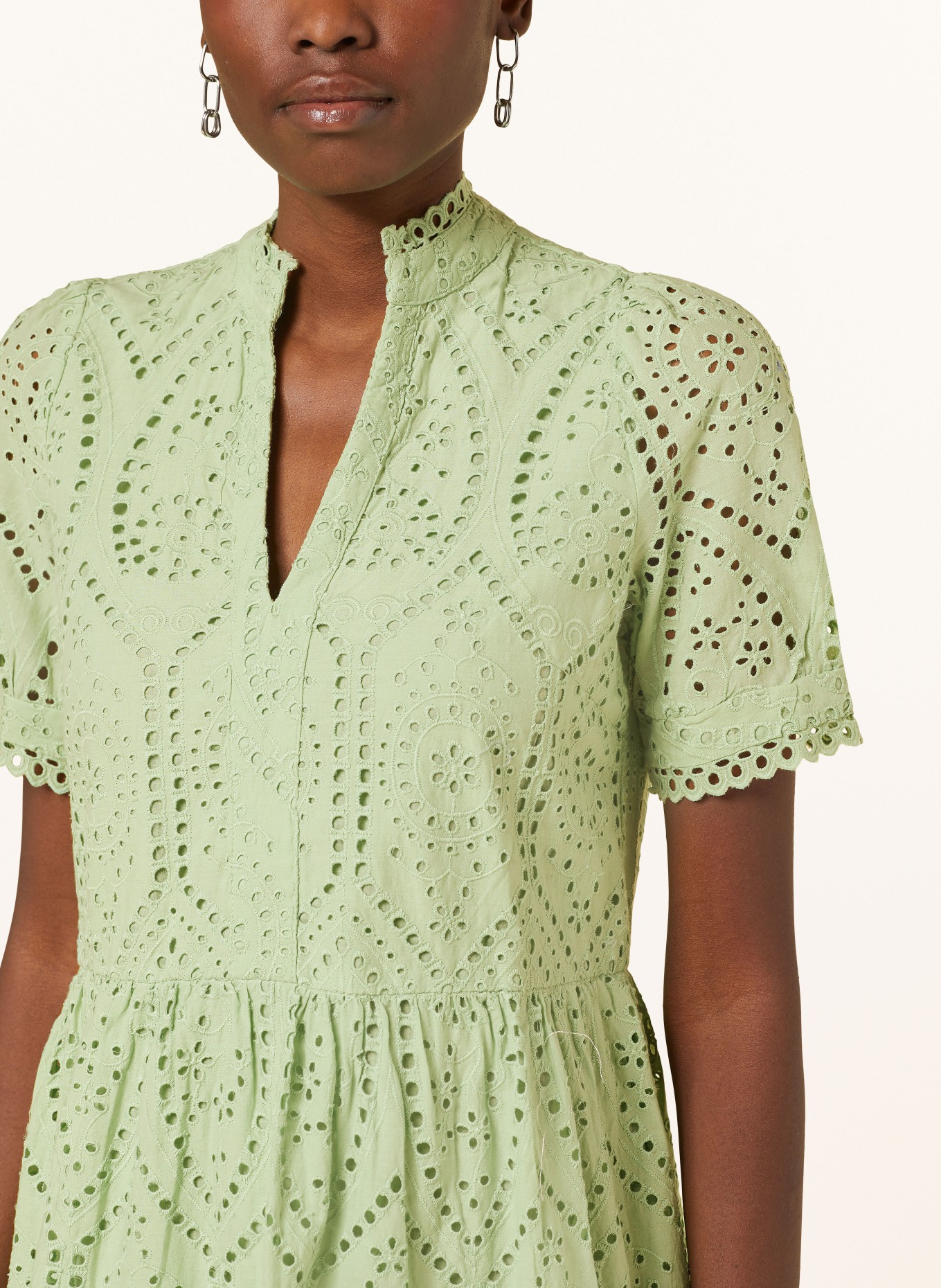 Y.A.S. Dress made of broderie anglaise, Color: LIGHT GREEN (Image 4)