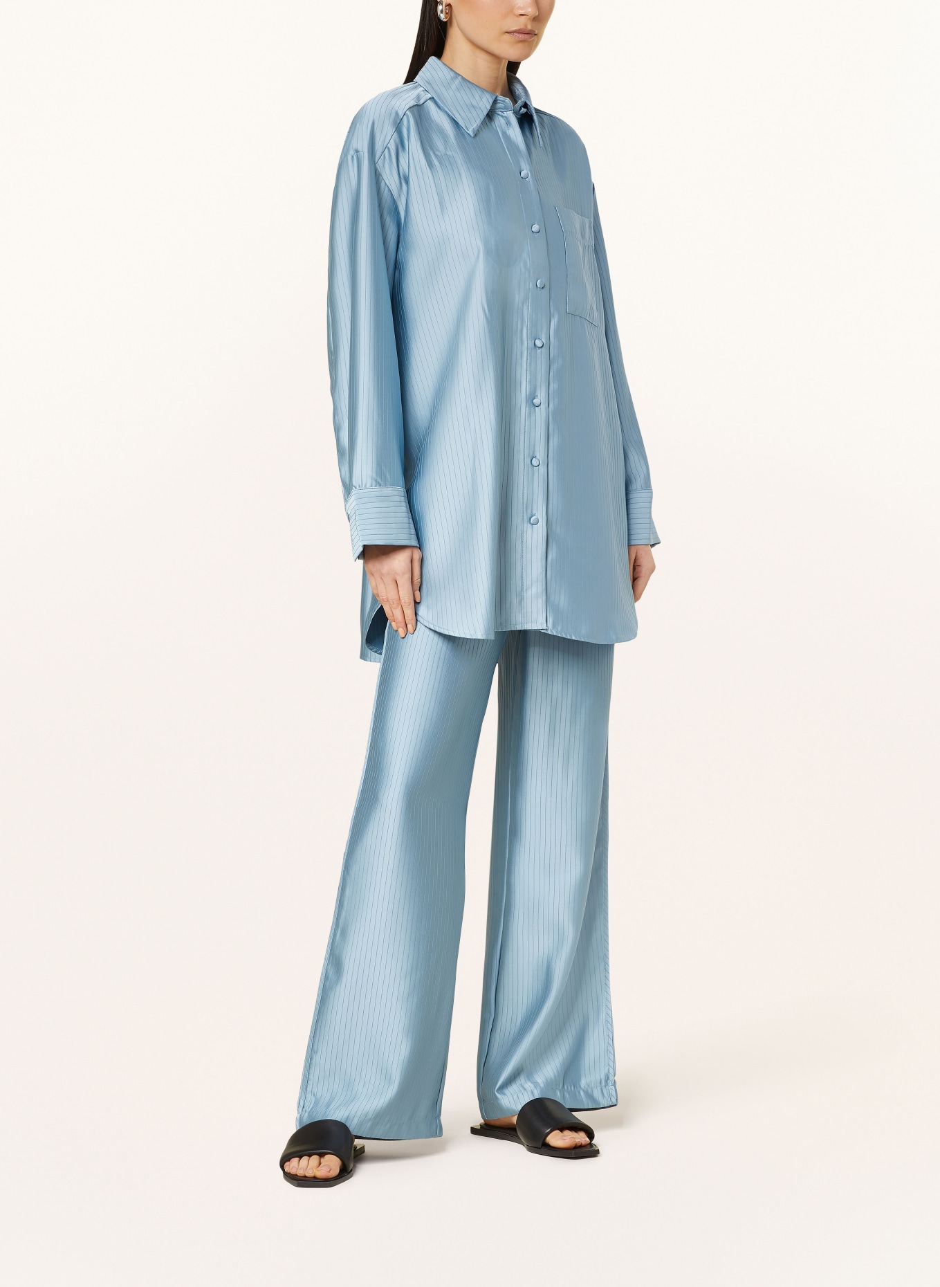 Y.A.S. Oversized shirt blouse in satin, Color: LIGHT BLUE (Image 2)