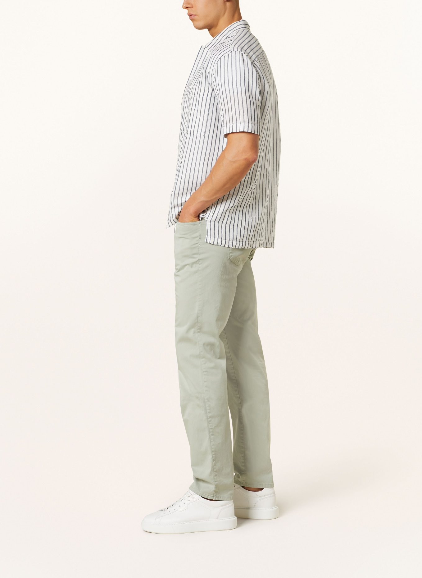 BRAX Trousers CADIZ U straight fit, Color: LIGHT GREEN (Image 4)