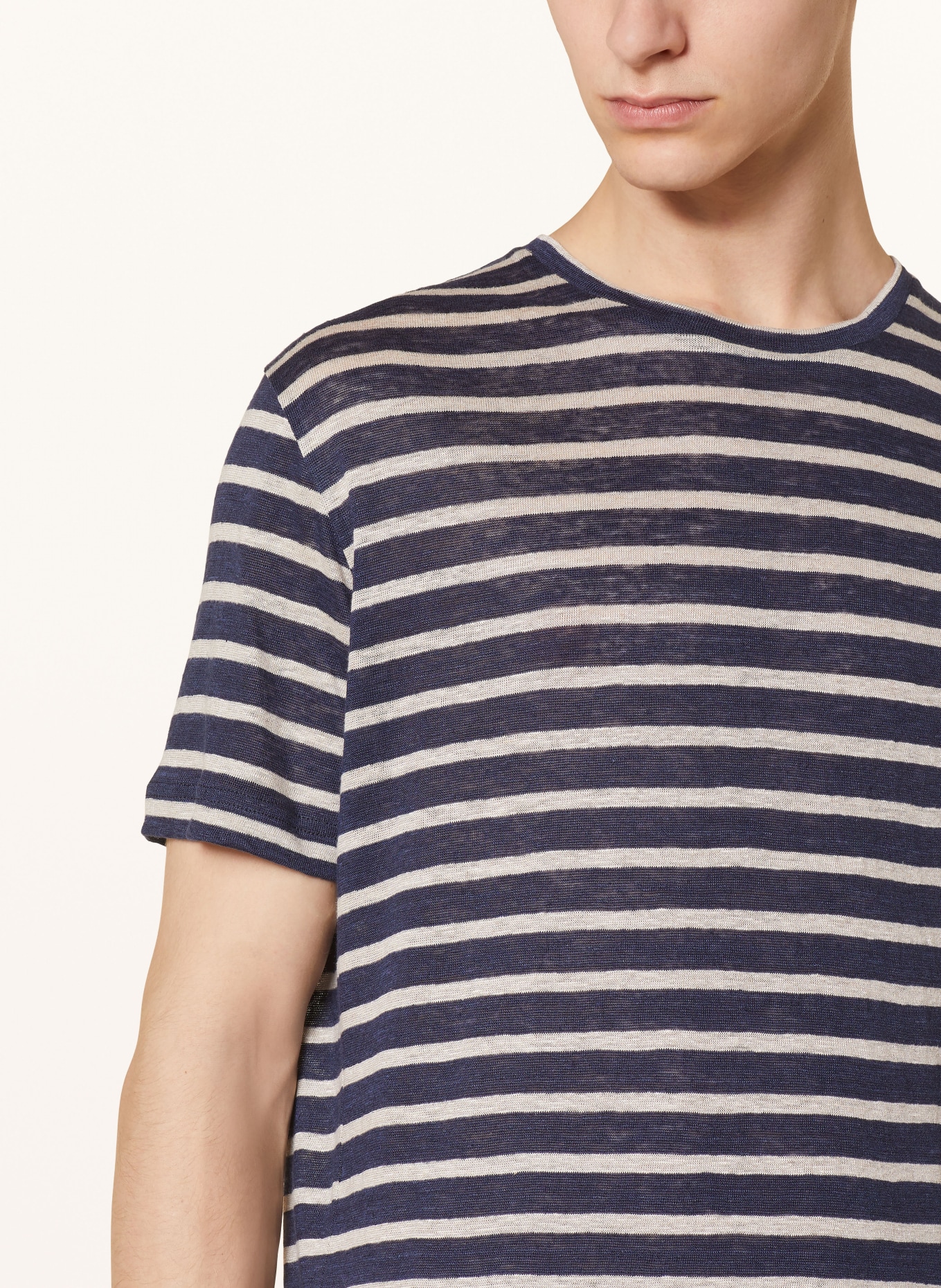 Stefan Brandt T-Shirt aus Leinen: DUNKELBLAU / NUDE