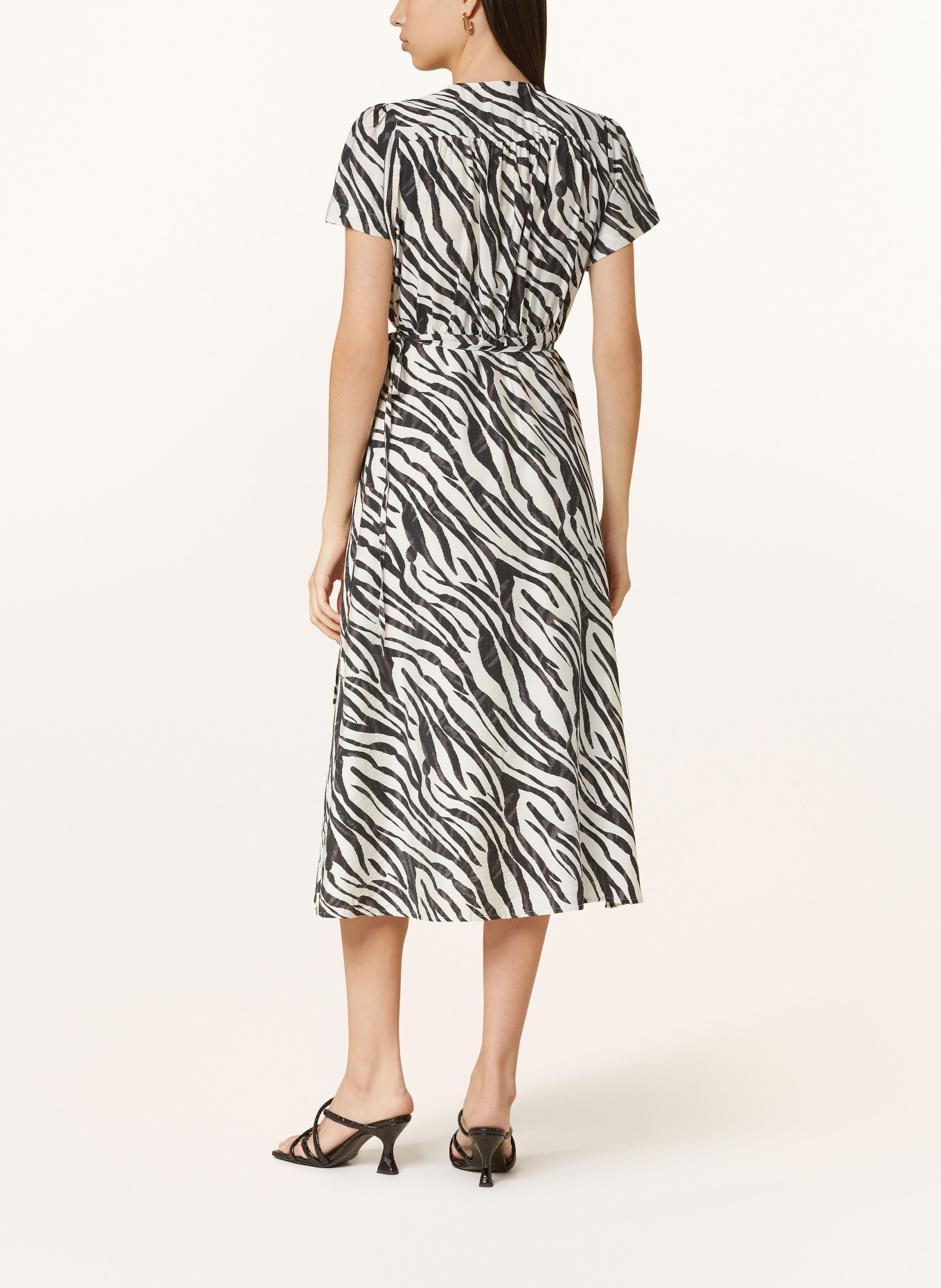 SUNCOO Wrap dress CINDIA with linen, Color: BLACK/ CREAM (Image 3)