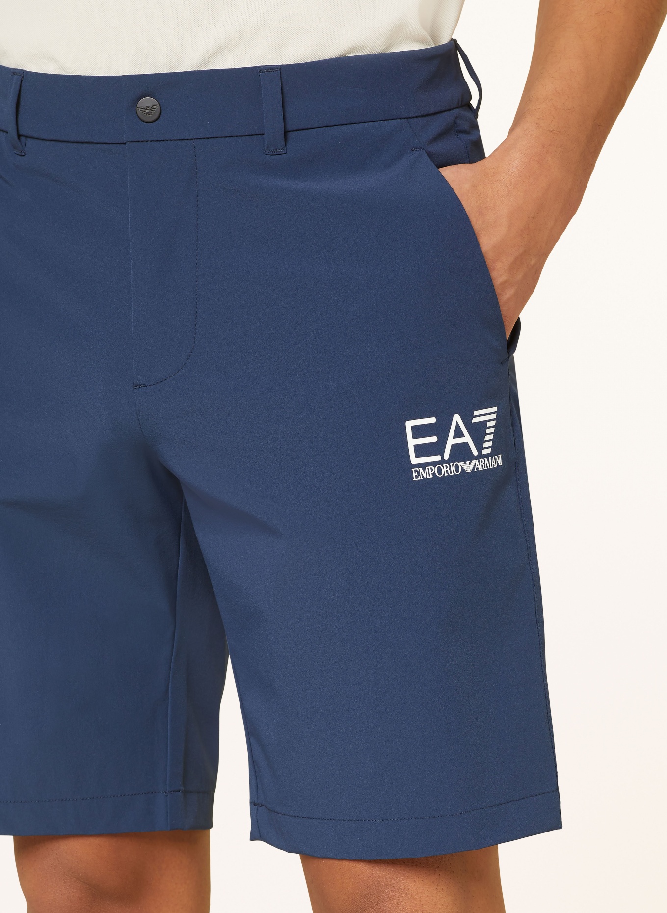 EA7 EMPORIO ARMANI Golfshorts, Farbe: DUNKELBLAU (Bild 5)