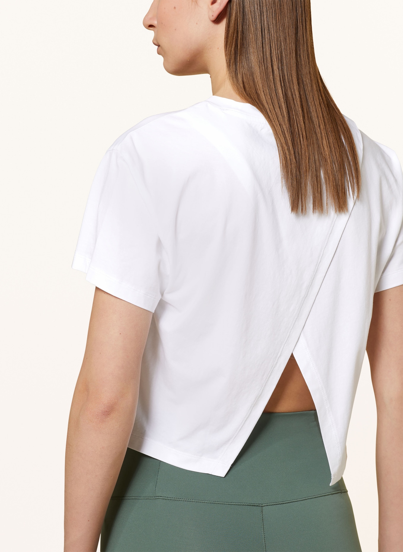 vuori T-shirt FEATHER CROSS BACK, Color: WHITE (Image 4)