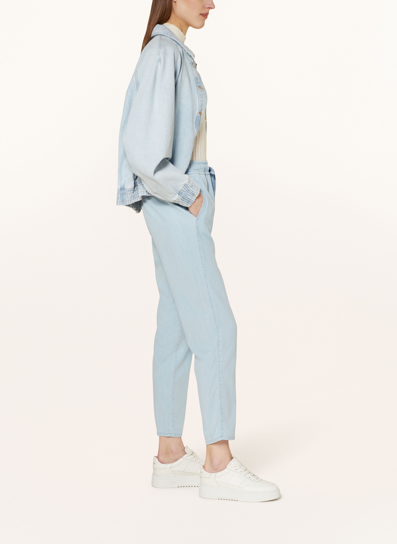 MARC CAIN Pants RIVERA in denim look, Color: 351 baby blue (Image 4)