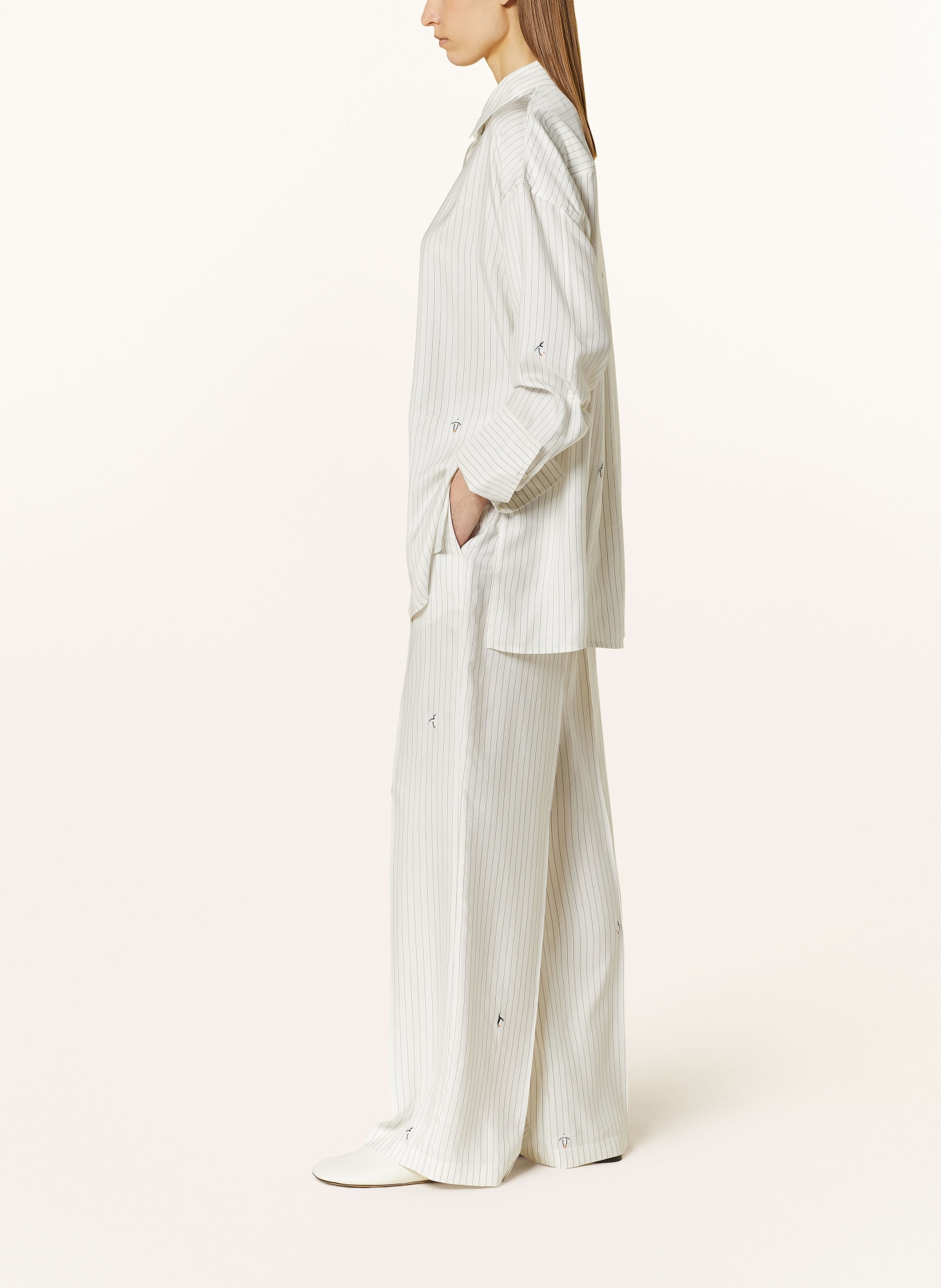 LOEWE Wide leg trousers made of silk, Color: WHITE/ LIGHT GRAY (Image 4)