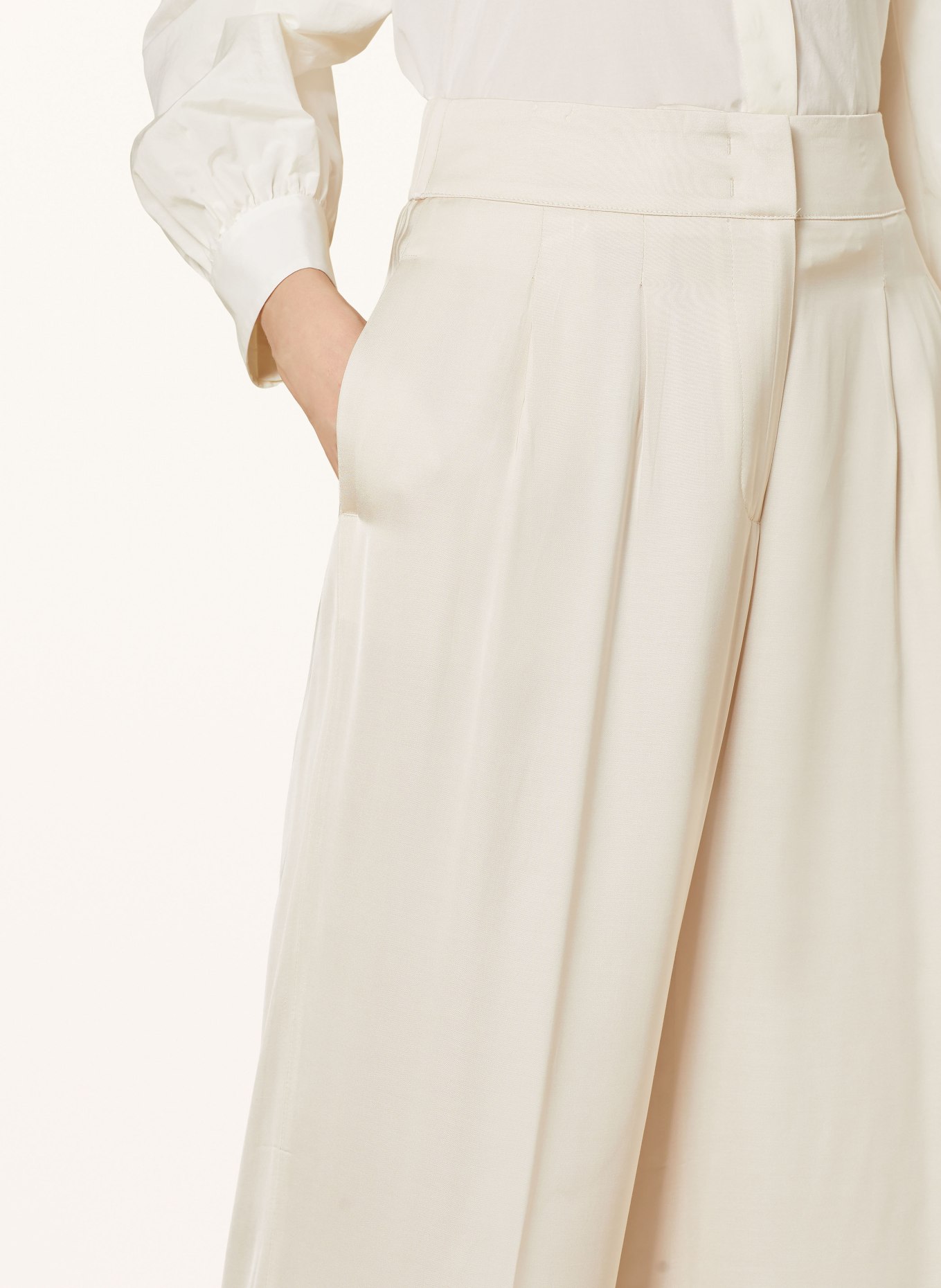 PESERICO Wide leg trousers in satin, Color: CREAM (Image 5)