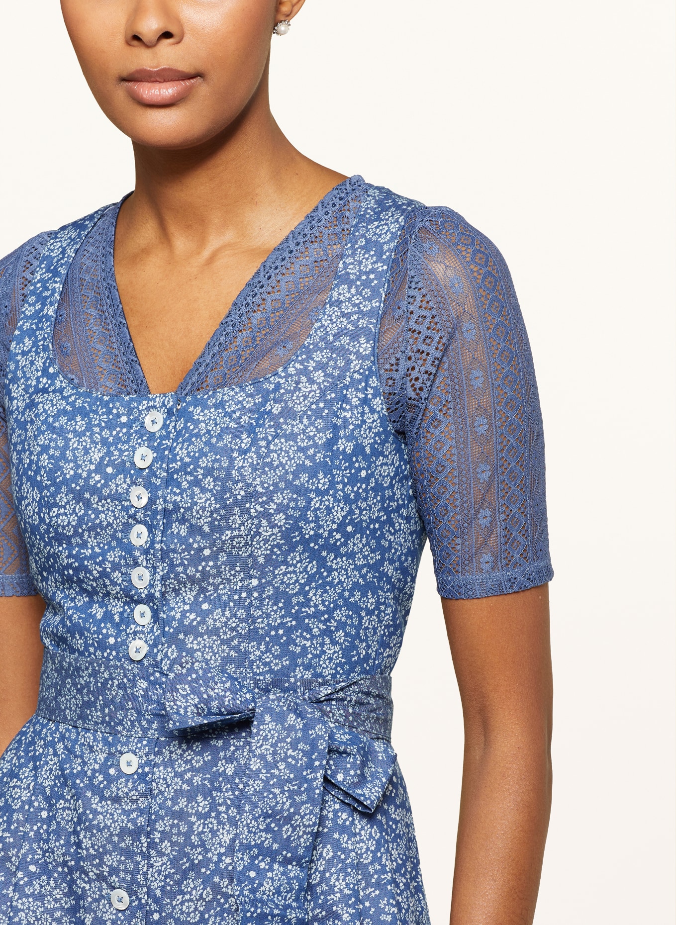 BERWIN & WOLFF Dirndl blouse made of lace, Color: BLUE (Image 3)