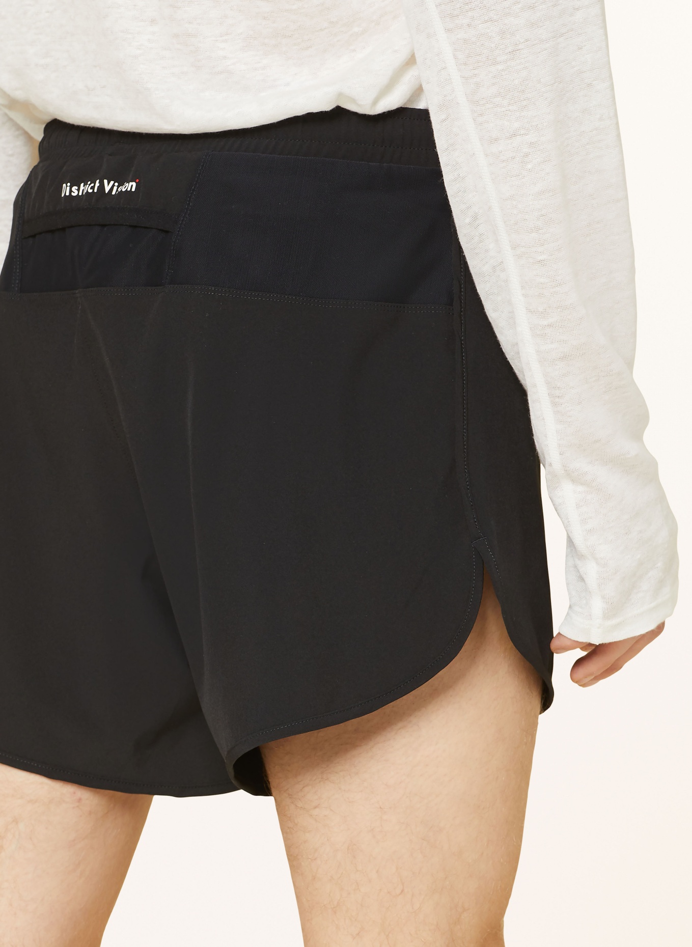 District Vision 2-in-1 running shorts, Color: BLACK (Image 6)