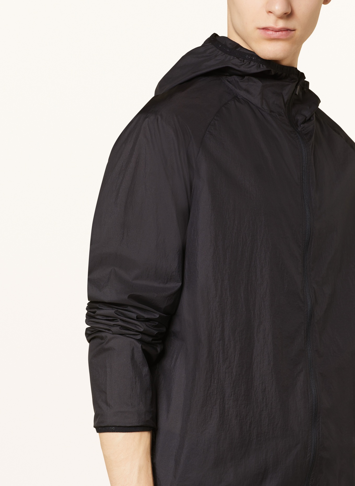 District Vision Running jacket, Color: BLACK (Image 5)