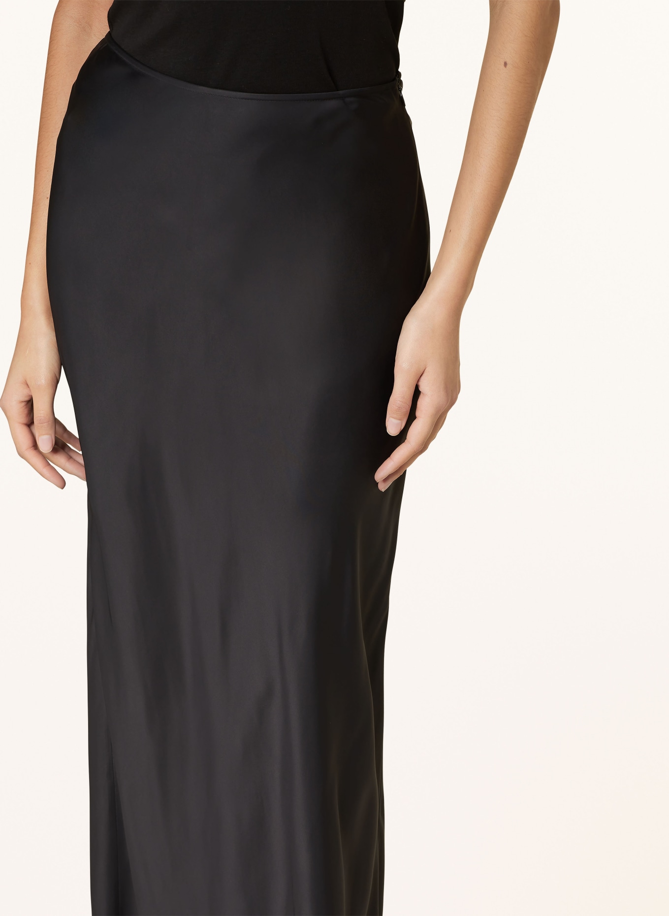 RÓHE Satin skirt, Color: BLACK (Image 4)
