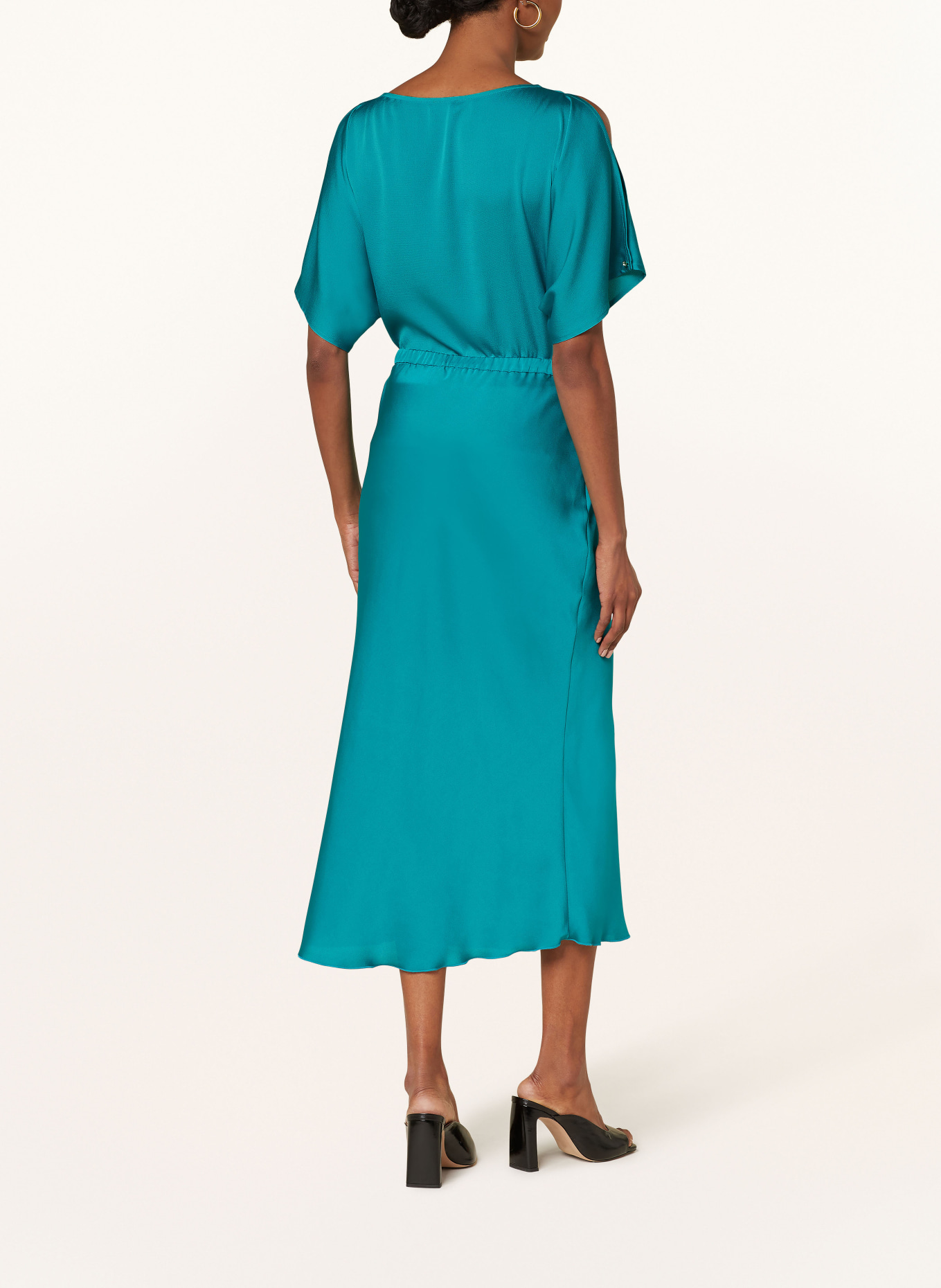 RIANI Satinrock: GRÜN