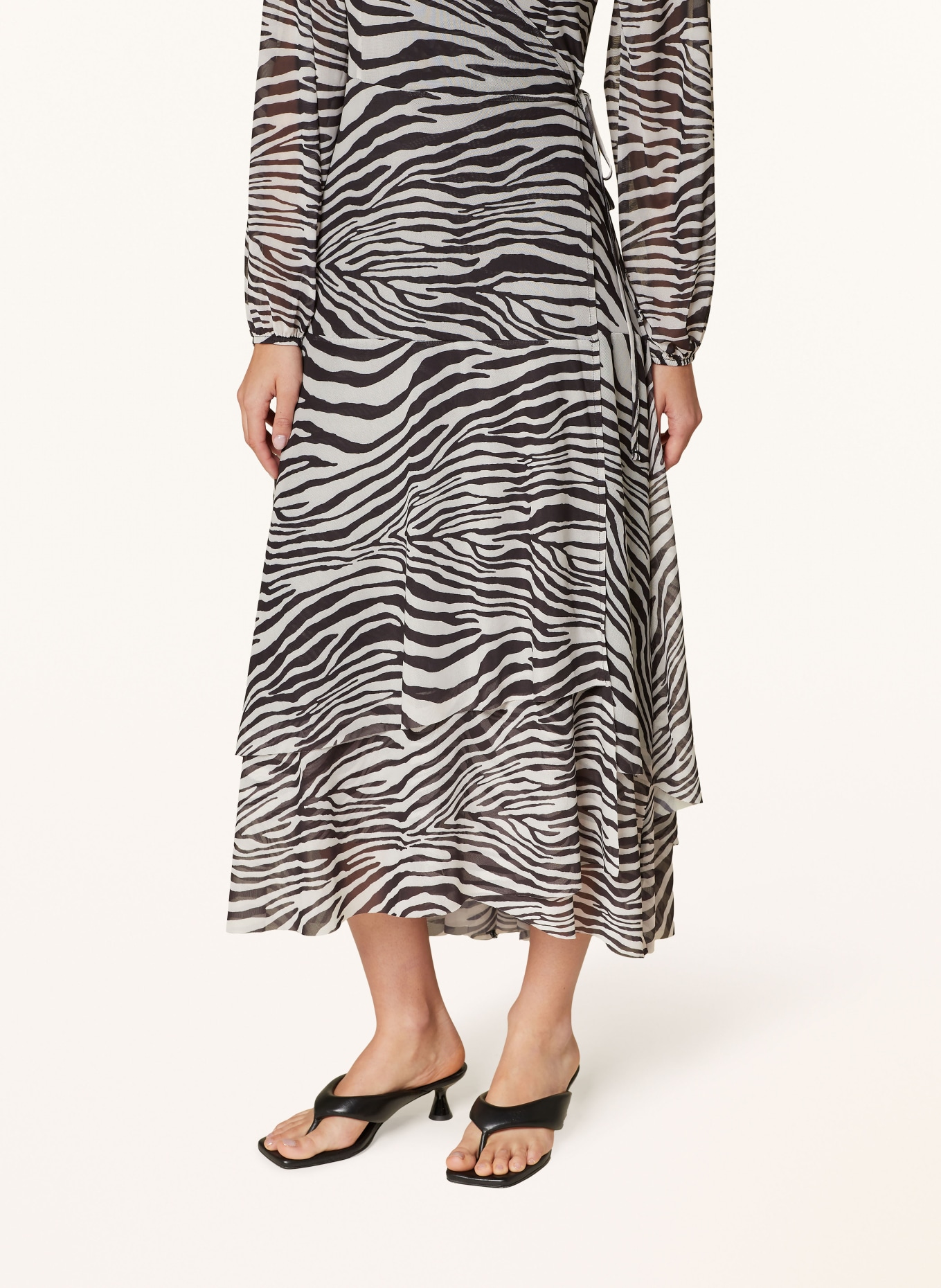 monari Wrap dress made of mesh, Color: BLACK/ WHITE (Image 4)
