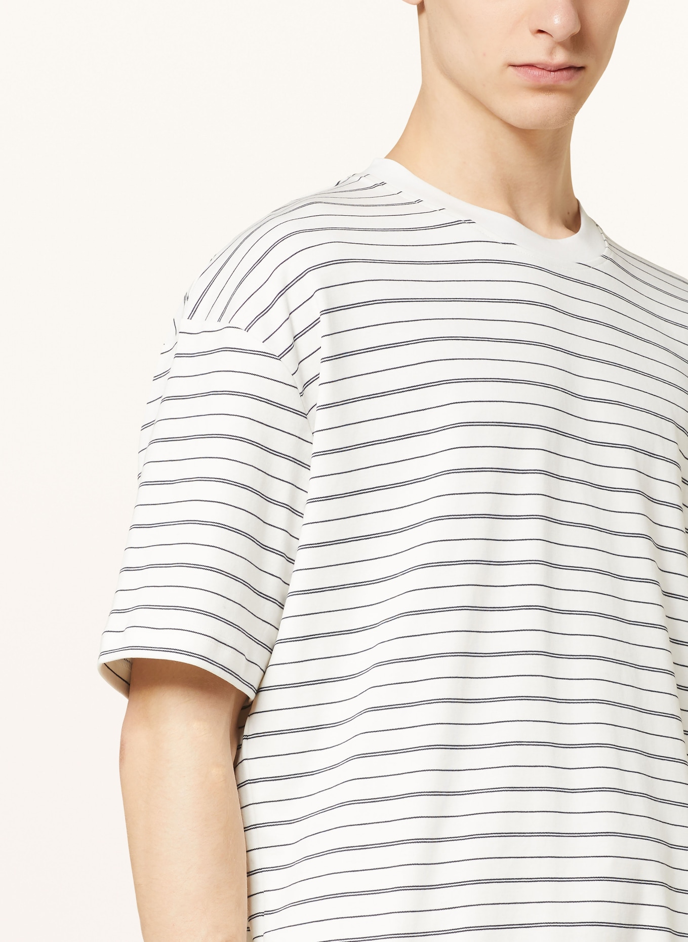 SAMSØE  SAMSØE T-shirt SAKINGSTON: BLANC / BLEU FONCÉ