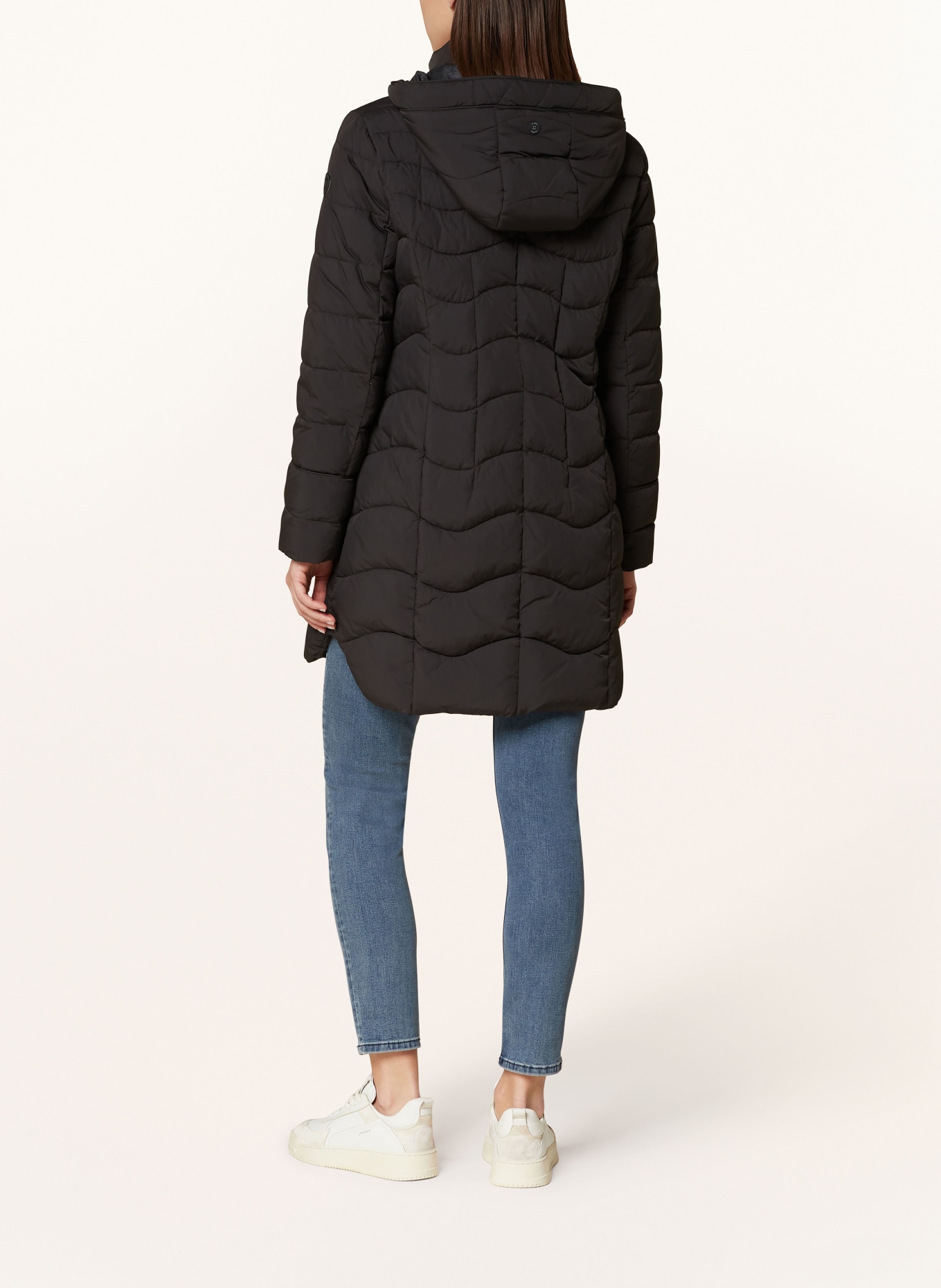 GIL BRET Quilted coat with DUPONT™ SORONA® insulation, Color: BLACK (Image 3)