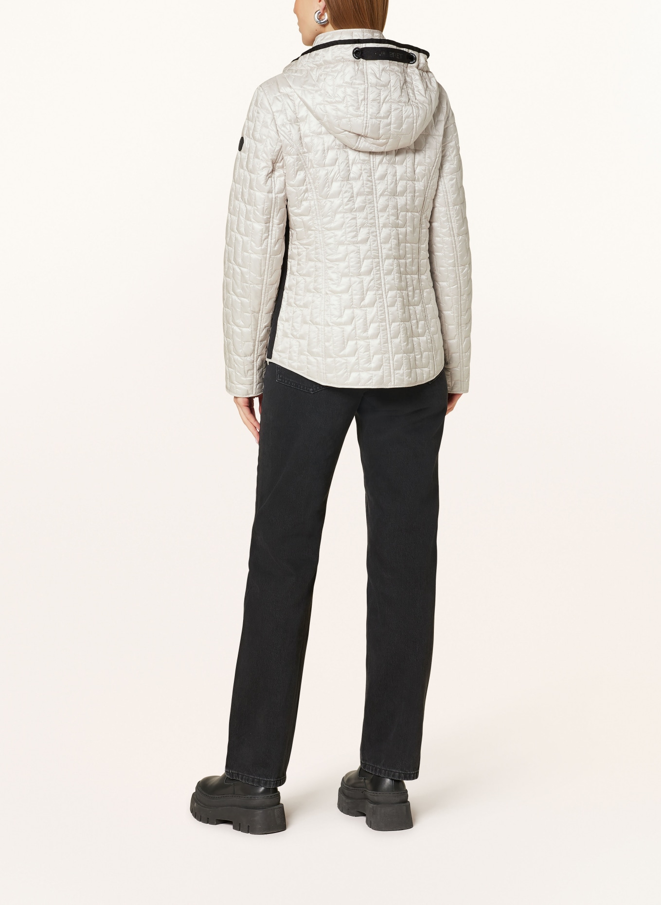 GIL BRET Quilted jacket with detachable hood in cream