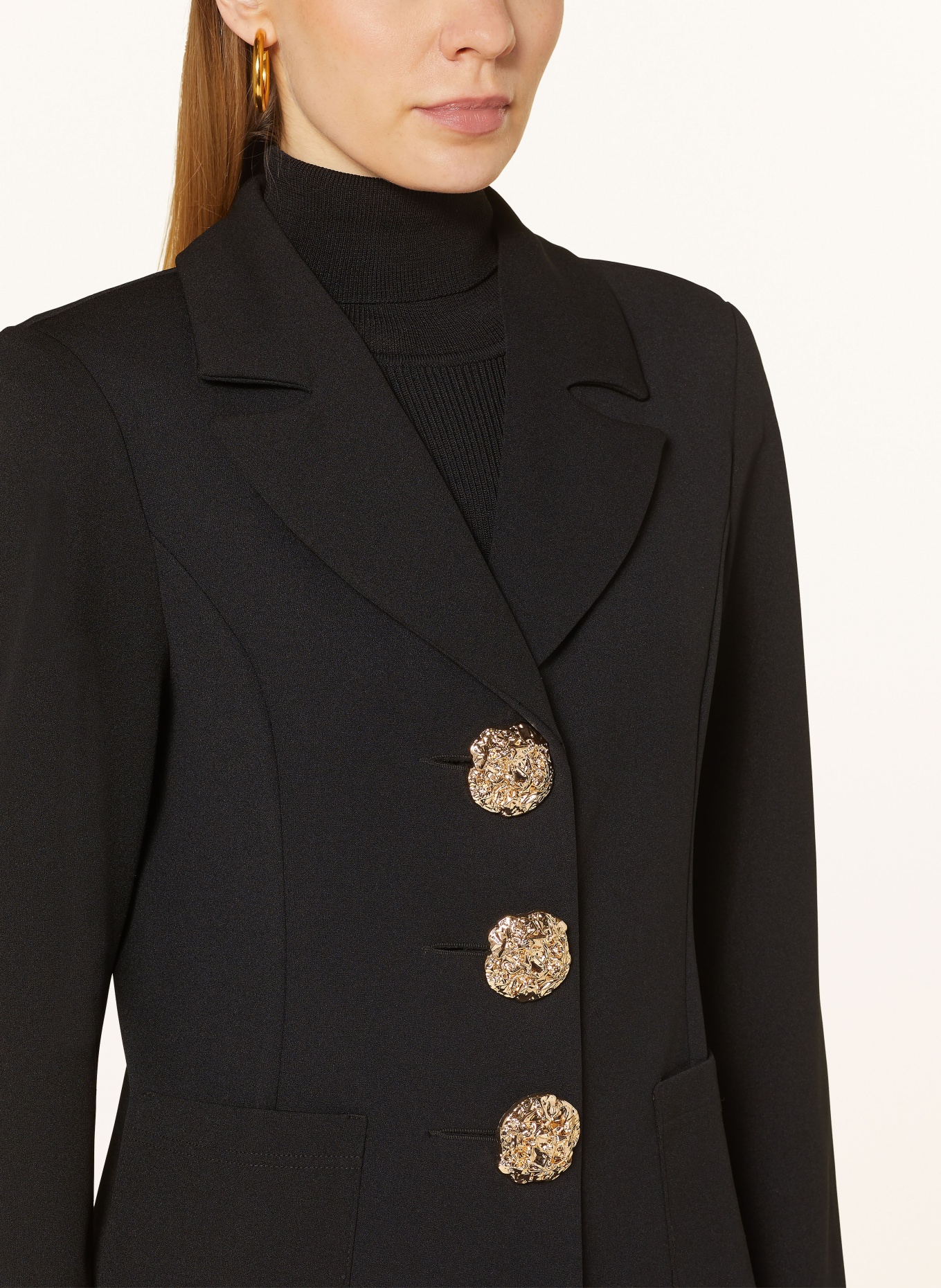 Joseph Ribkoff Blejzr: ČERNÁ