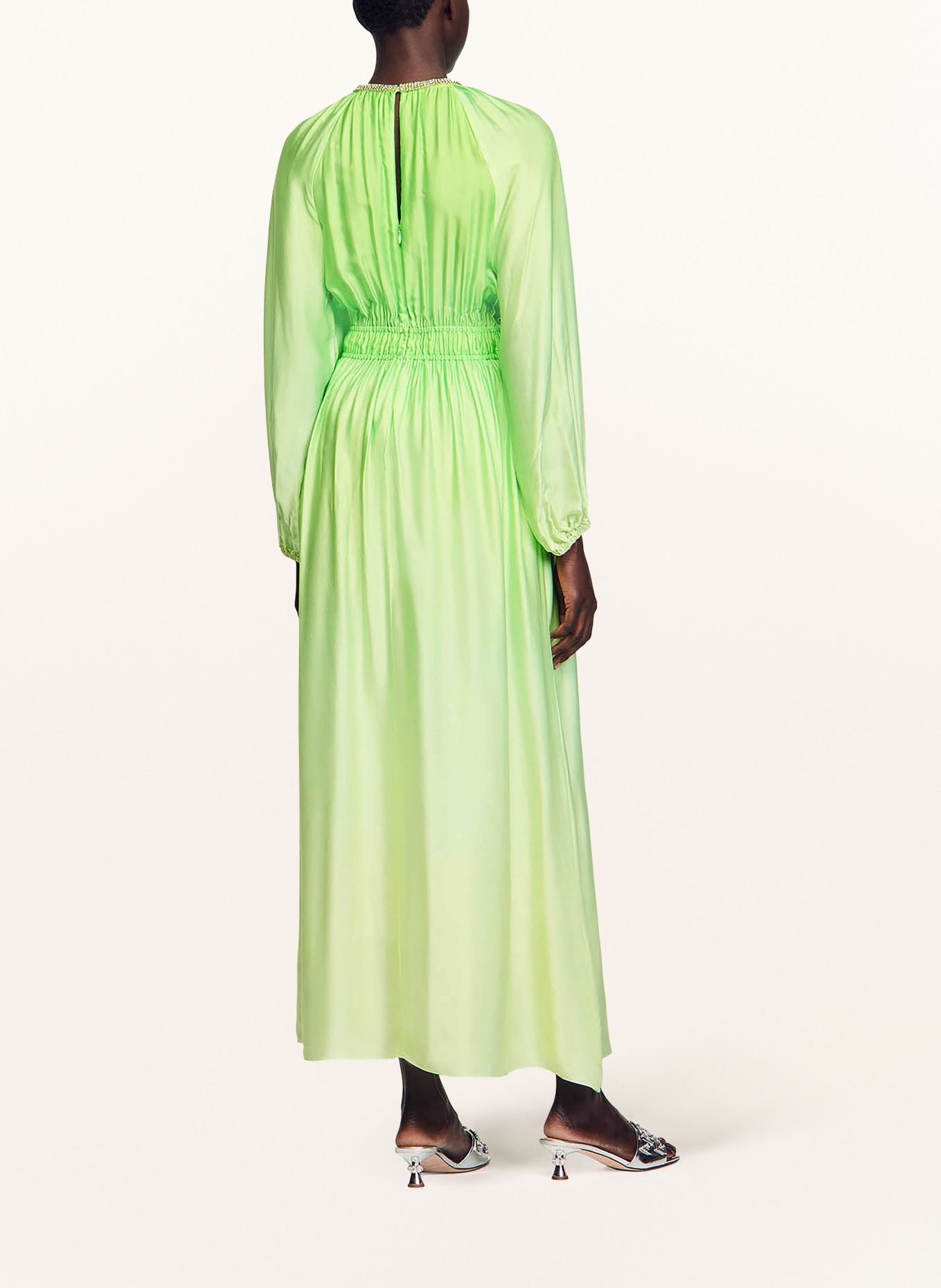 SANDRO Sukienka satynowa z ozdobnymi kamykami, Kolor: ZIELONY (Obrazek 3)