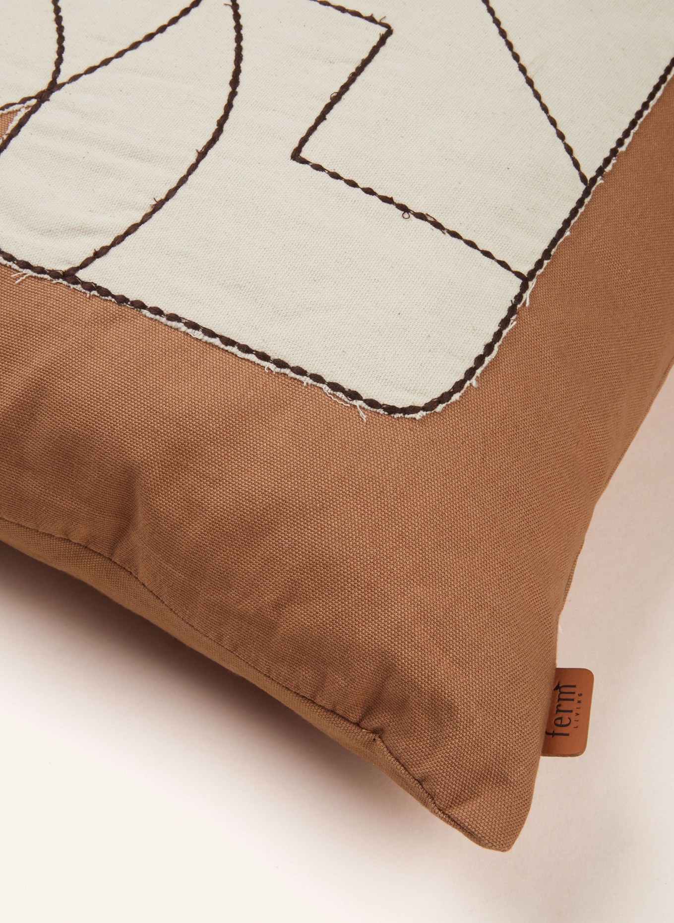 Ferm LIVING Decorative cushion FIGURE with down filling, Color: BROWN/ CREAM (Image 2)