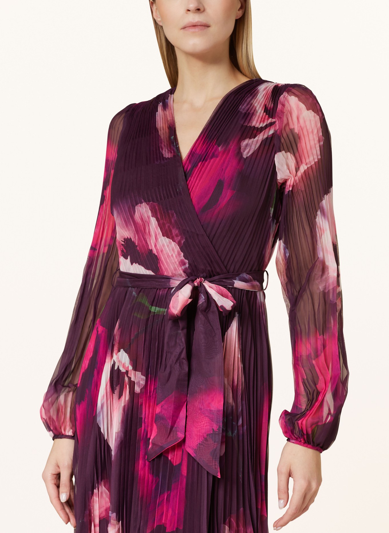 Phase Eight Pleated dress ISADORA, Color: PURPLE/ PINK (Image 4)