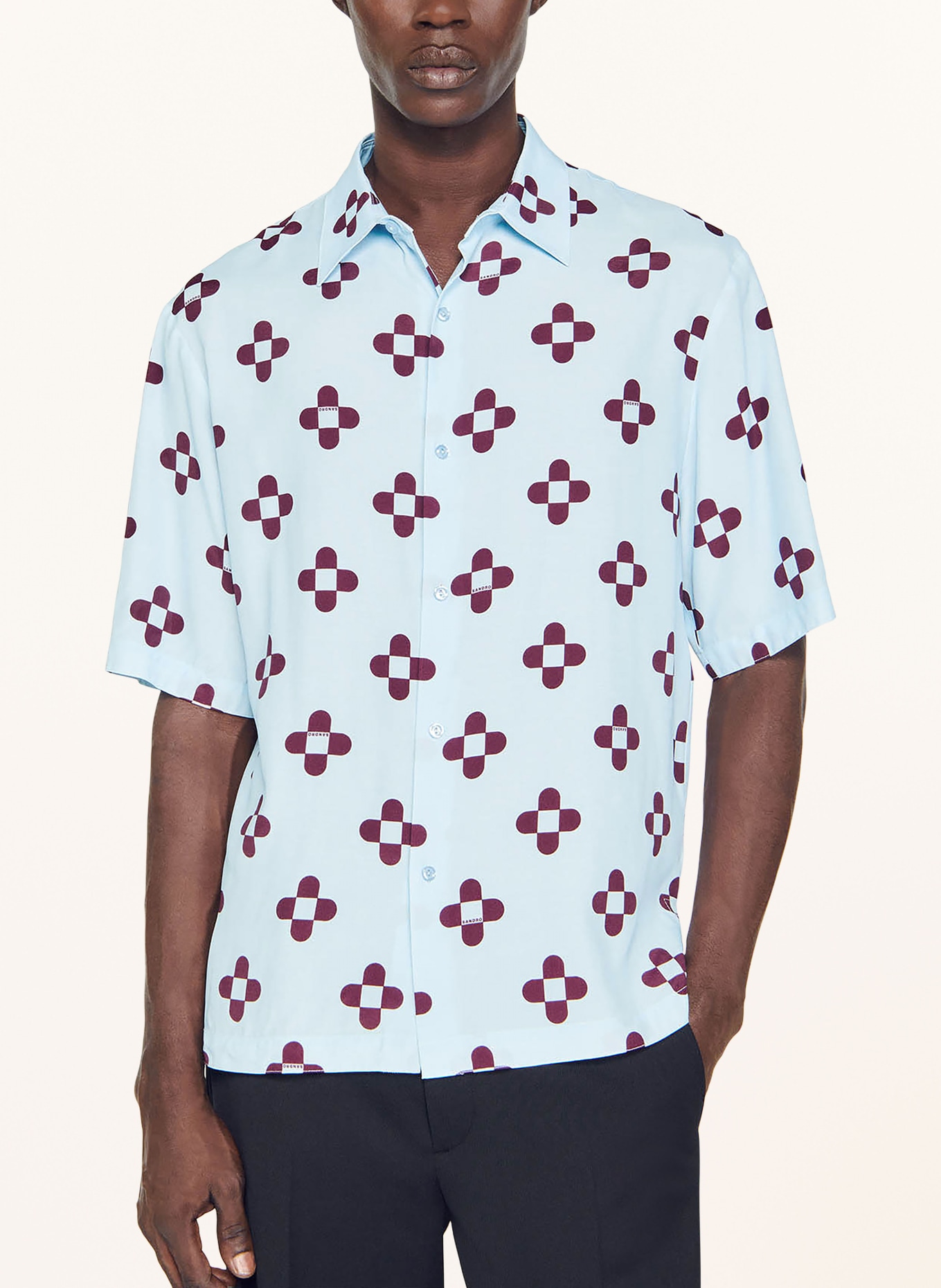 SANDRO Koszula z krótkim rękawem slim fit, Kolor: JASNONIEBIESKI/ CIEMNOCZERWONY (Obrazek 4)