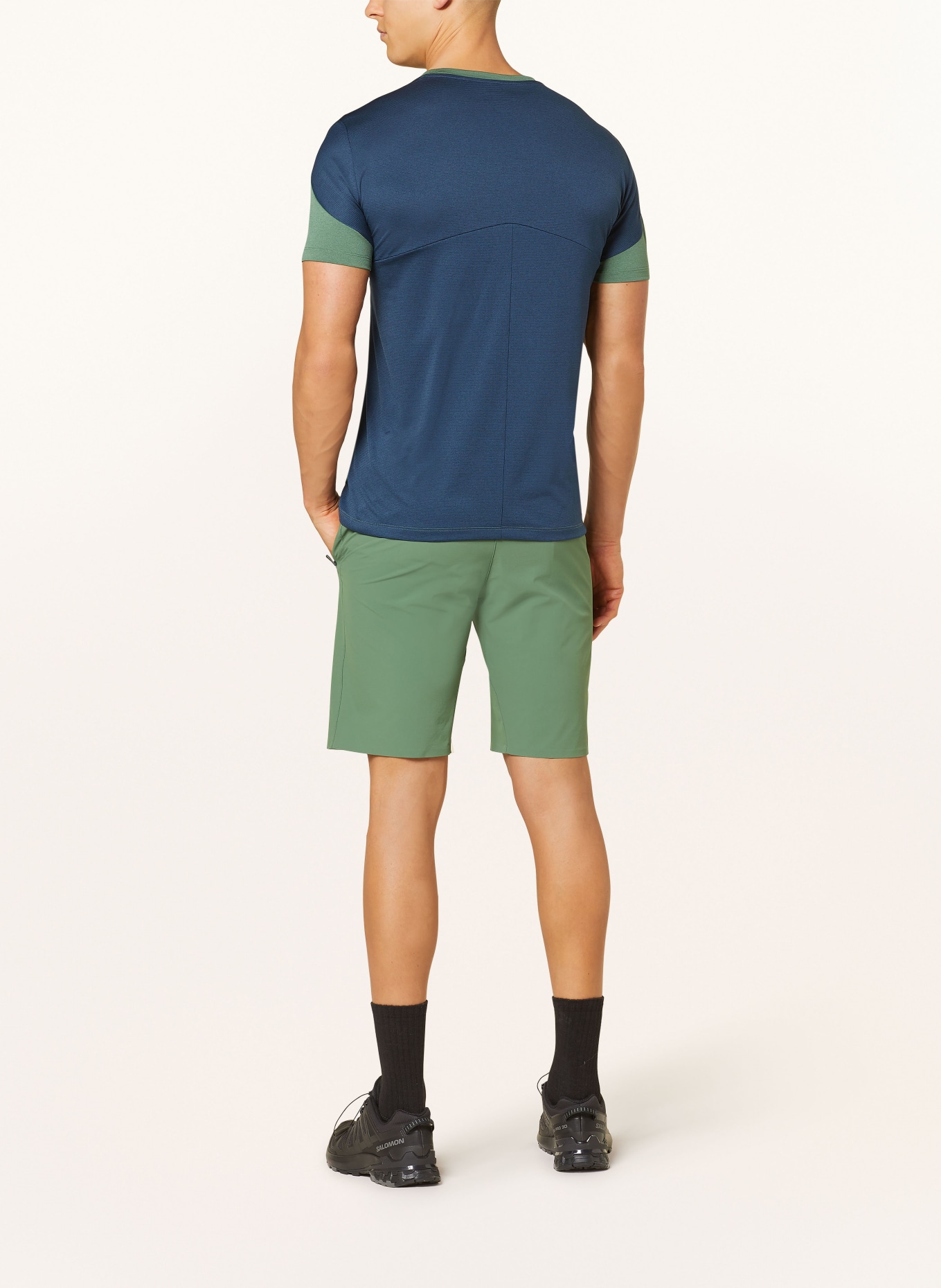 VAUDE Outdoor shorts BADILE, Color: GREEN/ DARK BLUE (Image 3)
