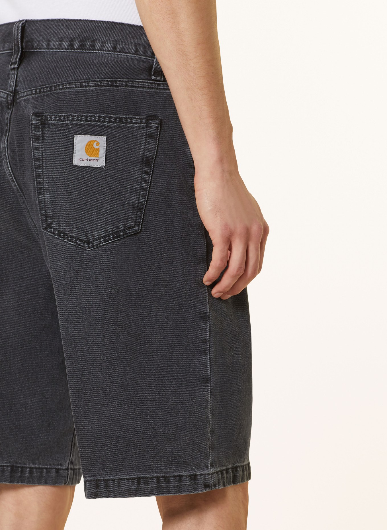 carhartt WIP Szorty jeansowe LANDON loose fit, Kolor: I030469 8960 BLACK HEAVY STONE WASH (Obrazek 6)