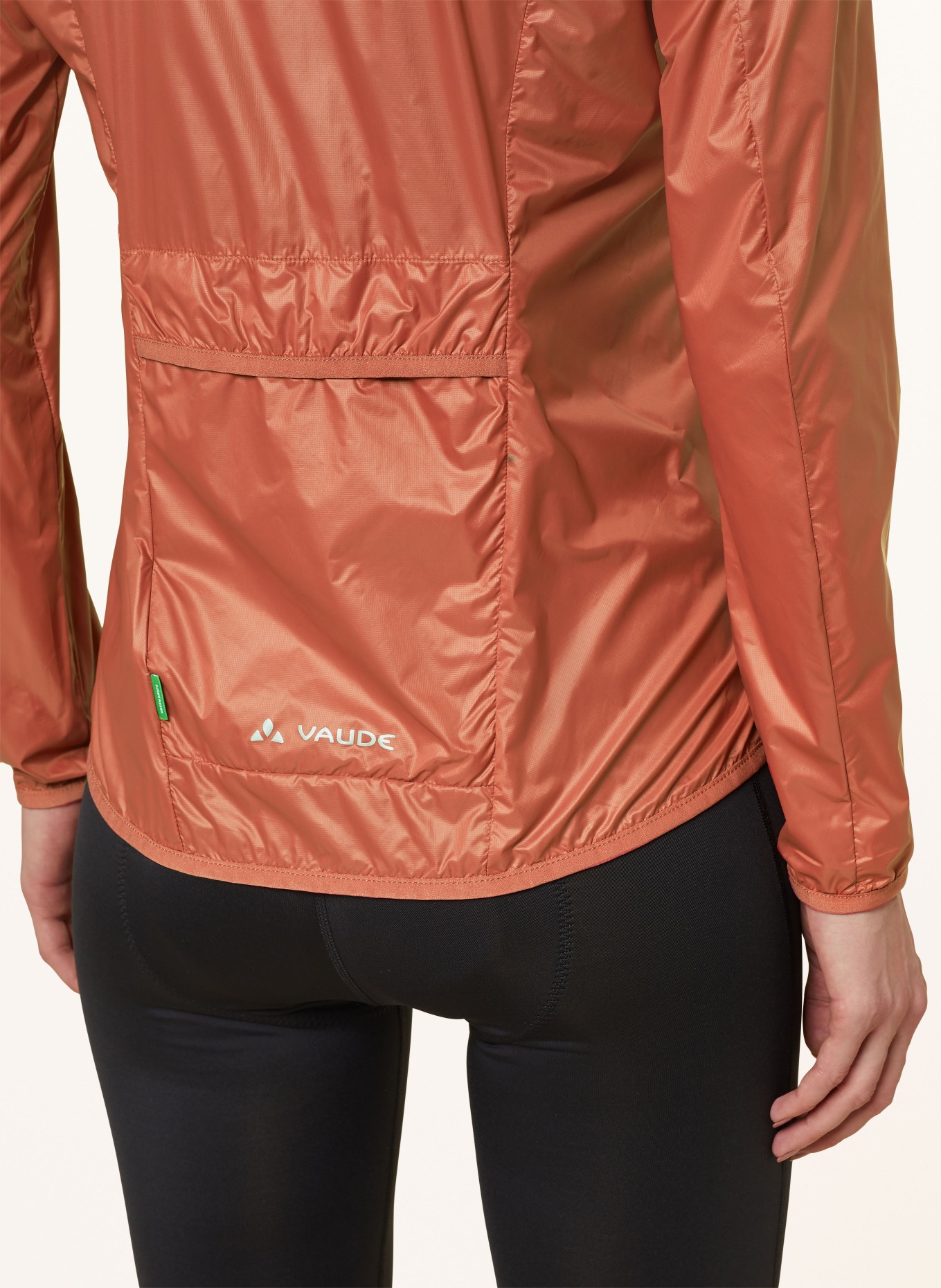 VAUDE Cycling jacket MATERA AIR, Color: LIGHT RED (Image 5)