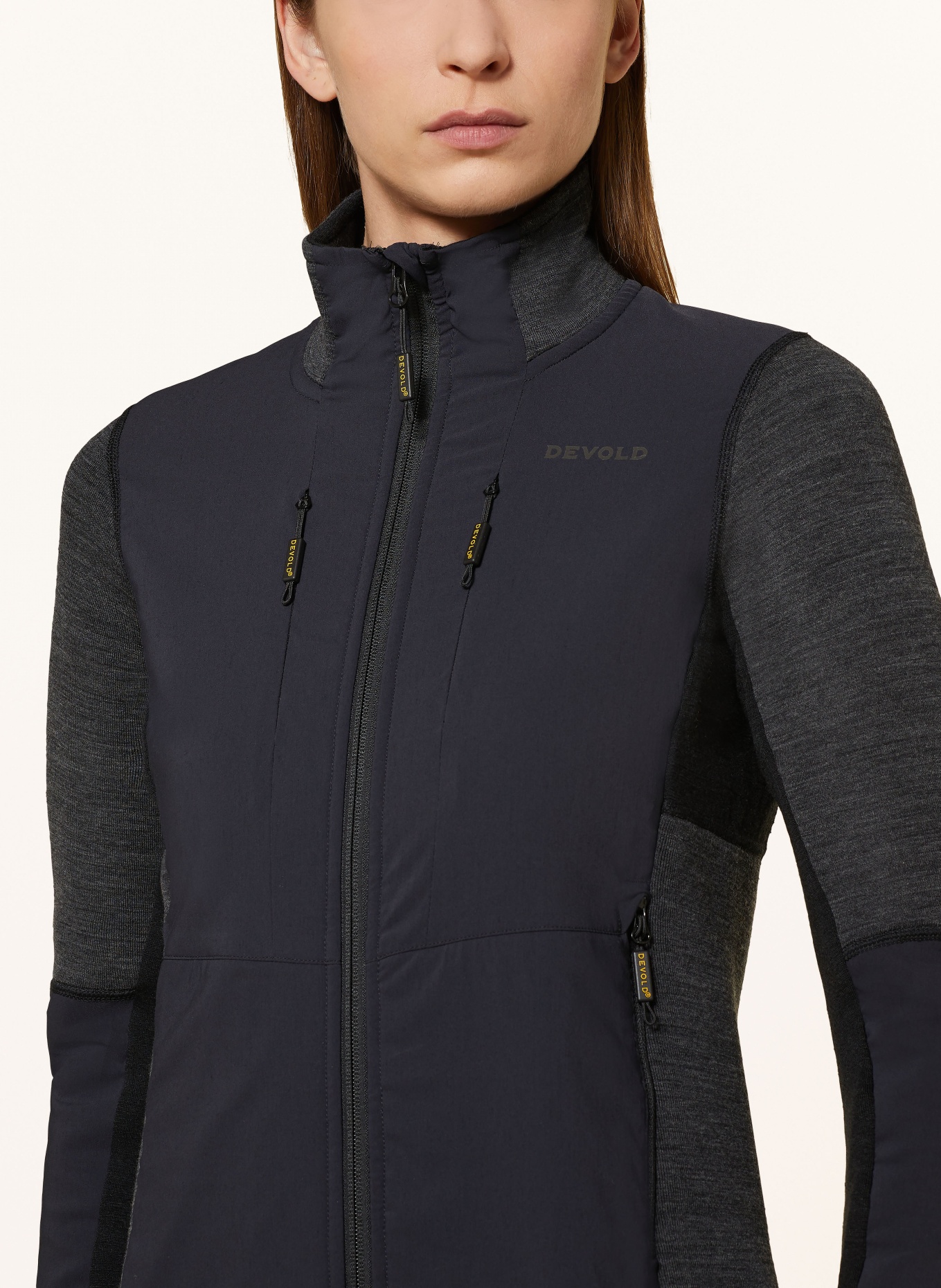 DEVOLD Hybrid jacket TINDEN MERINO with merino wool, Color: DARK GRAY (Image 4)