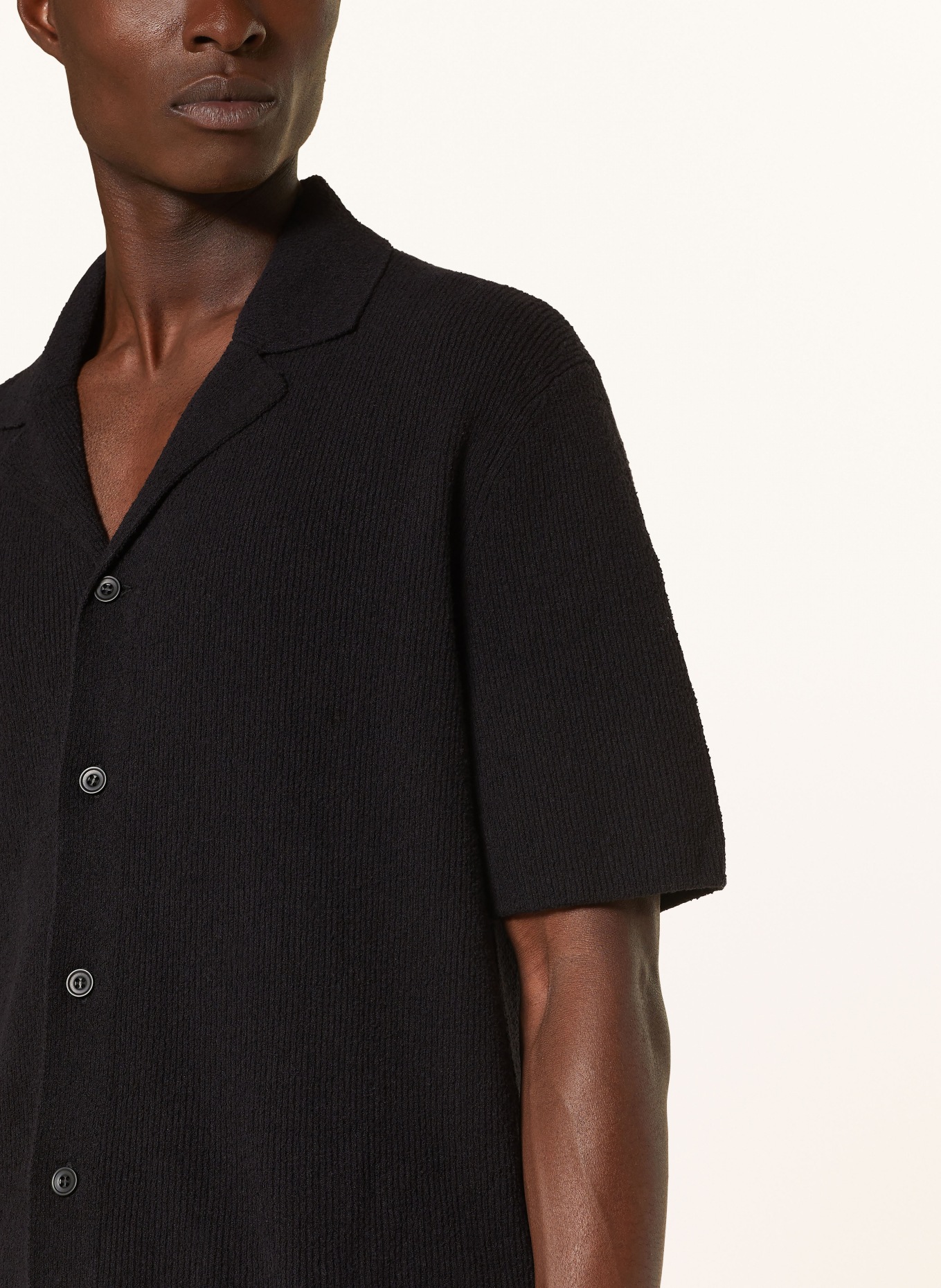 COS Knit shirt regular fit, Color: BLACK (Image 4)