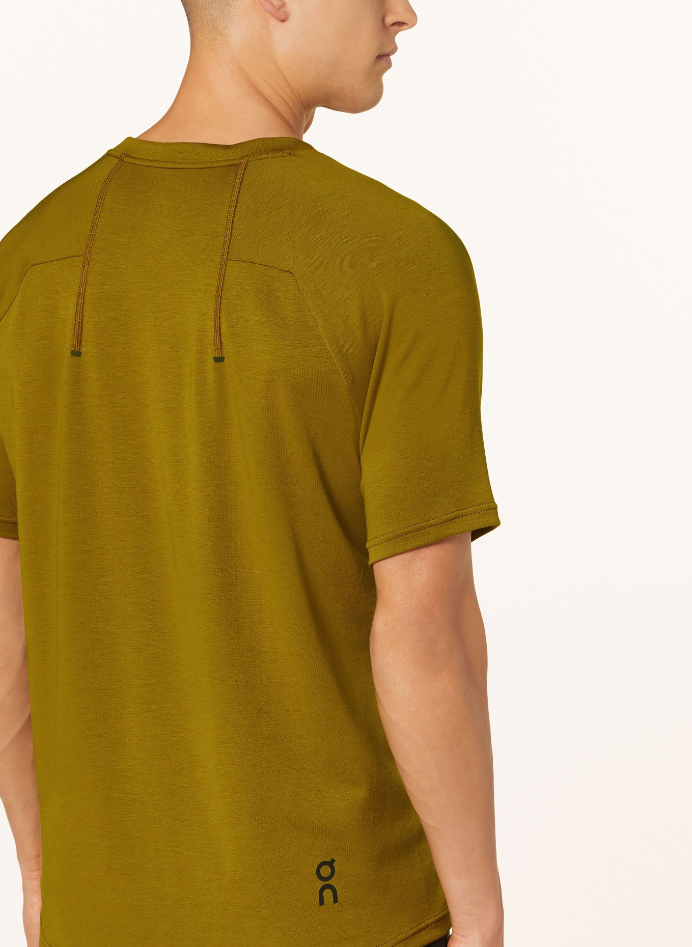 On T-shirt FOCUS-T, Color: OLIVE (Image 4)