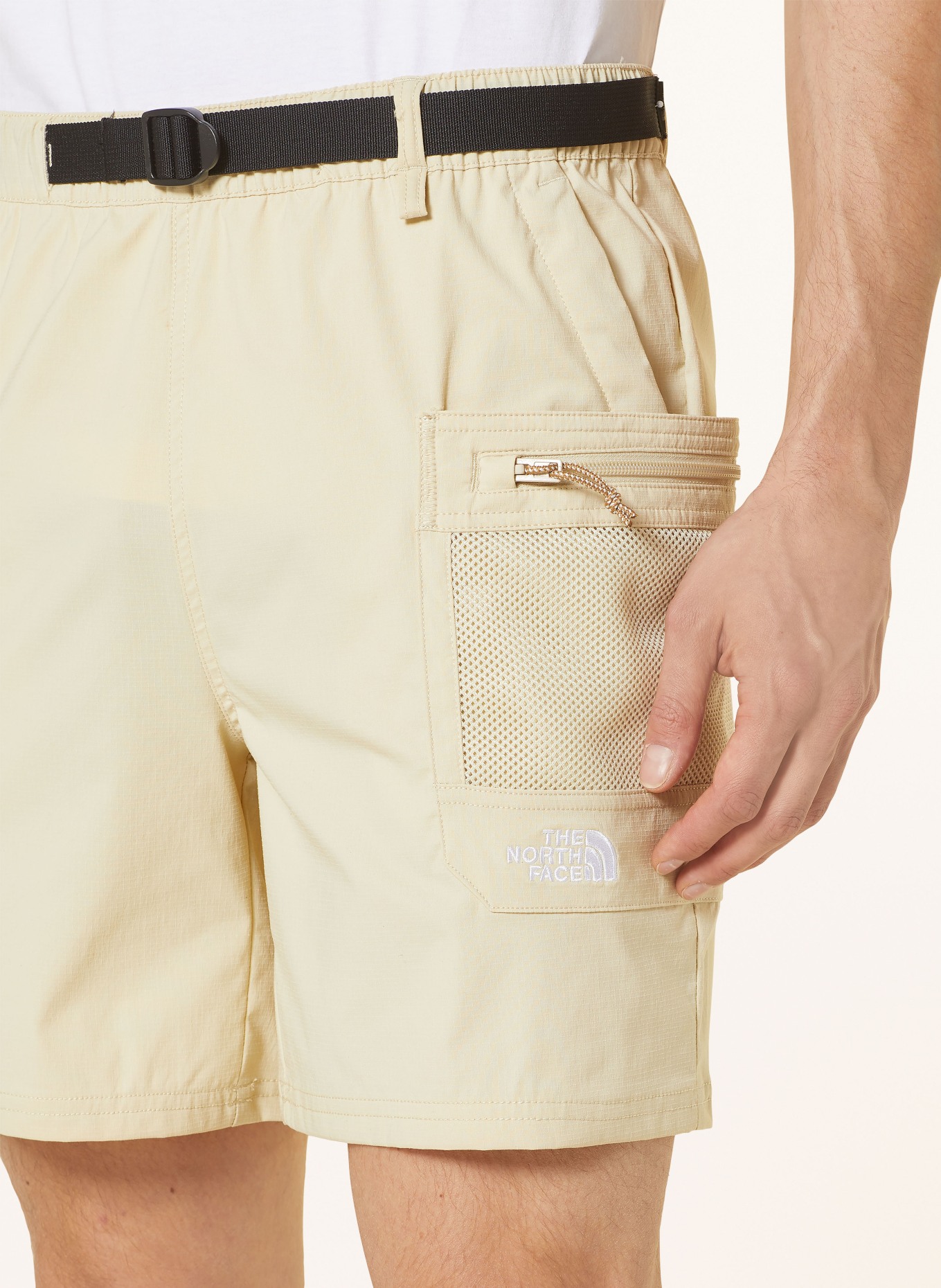 THE NORTH FACE Trekking shorts PATHFINDER, Color: LIGHT YELLOW (Image 5)
