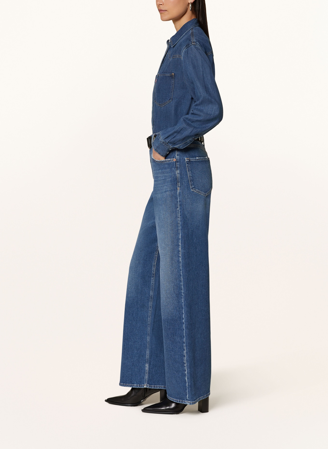 REPLAY Straight Jeans CARY, Farbe: 009 MEDIUM BLUE (Bild 4)
