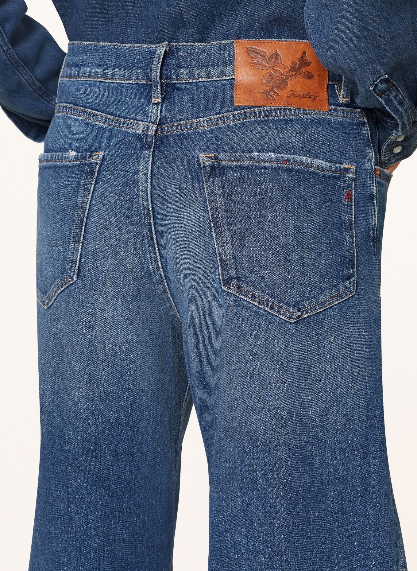 REPLAY Straight Jeans CARY, Farbe: 009 MEDIUM BLUE (Bild 6)