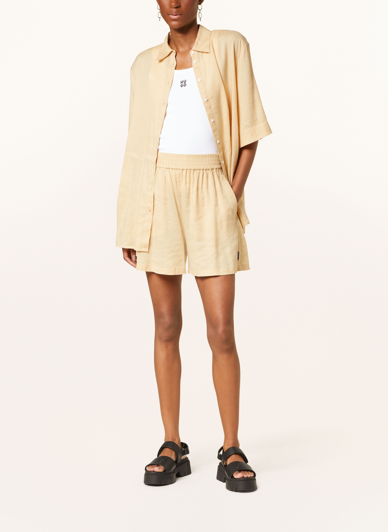 HUGO Shorts HAMANNA with linen, Color: CAMEL (Image 2)