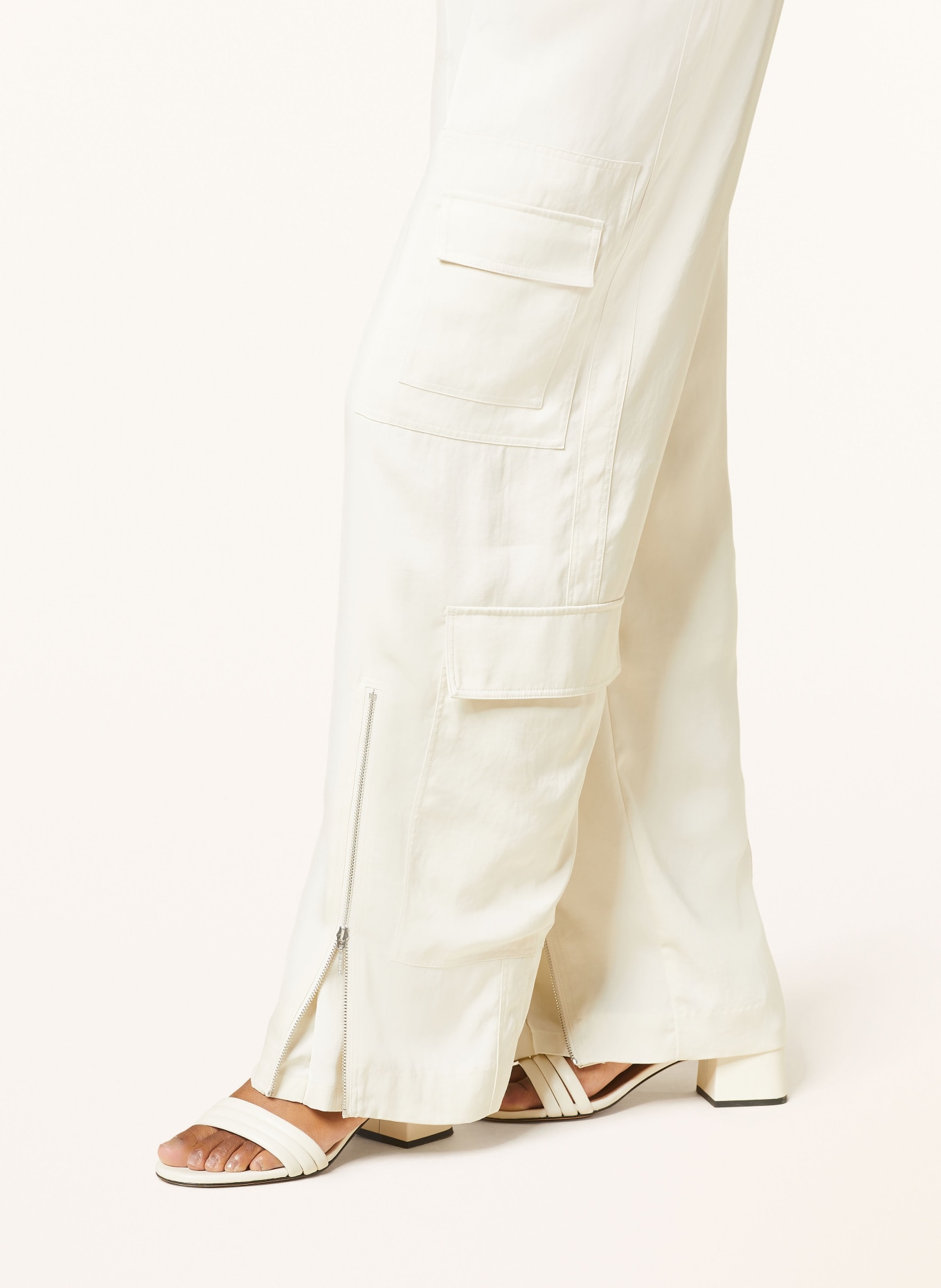 Calvin Klein Cargo pants made of satin, Color: CREAM (Image 5)