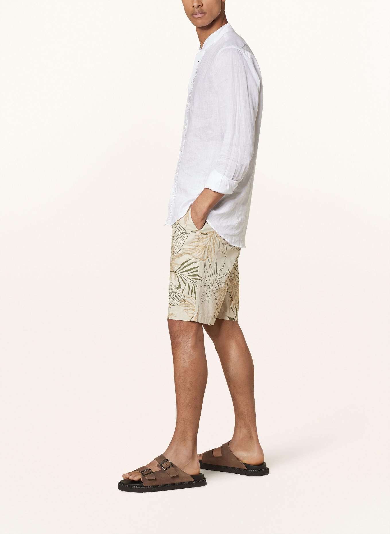 FYNCH-HATTON Shorts COLI with linen, Color: LIGHT BROWN/ OLIVE (Image 4)