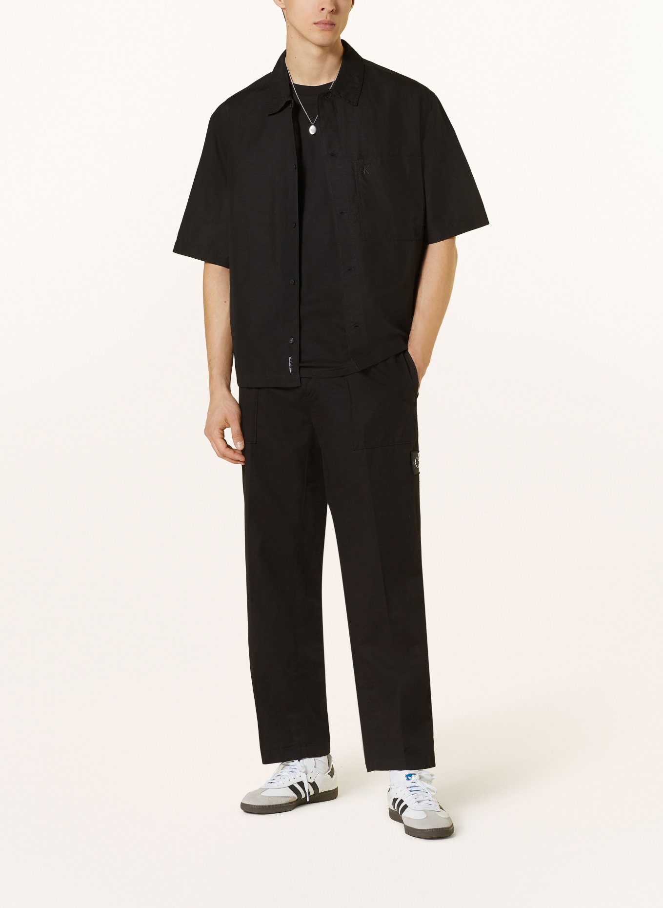 Calvin Klein Jeans Kalhoty Regular Fit s příměsí lnu, Barva: ČERNÁ (Obrázek 2)