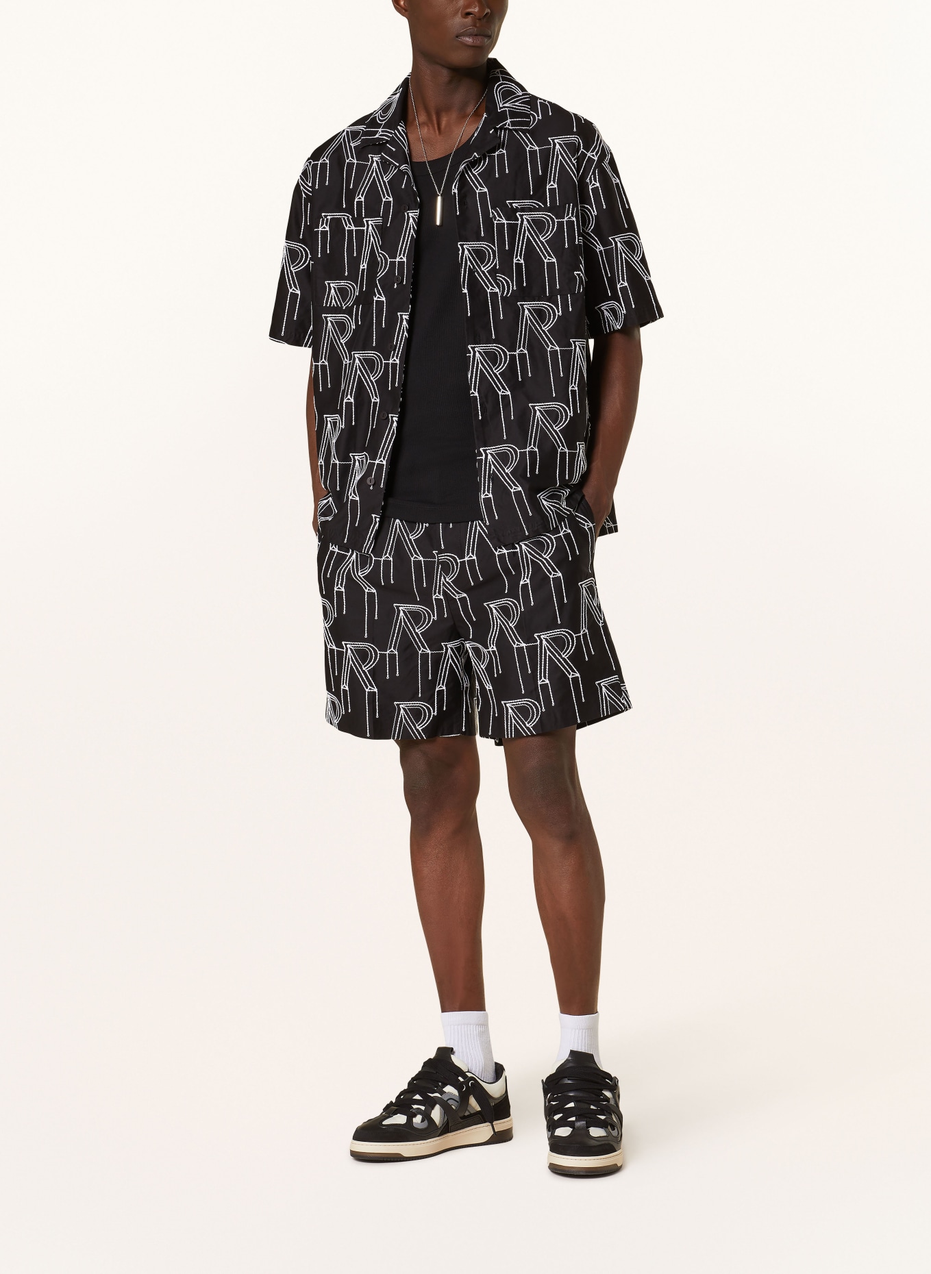 REPRESENT Shorts regular fit, Color: BLACK/ WHITE (Image 2)