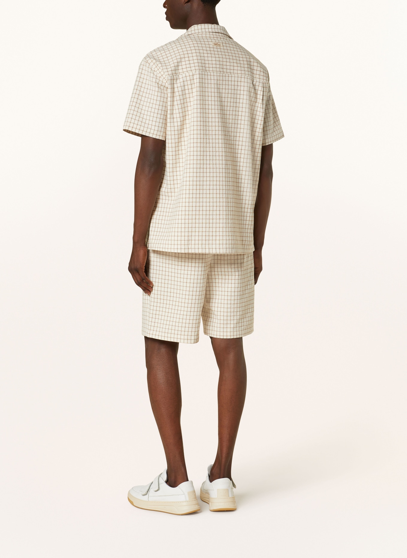 DRÔLE DE MONSIEUR Short sleeve shirt LA CHEMISE CARREAUX comfort fit with silk, Color: ECRU/ BEIGE (Image 3)
