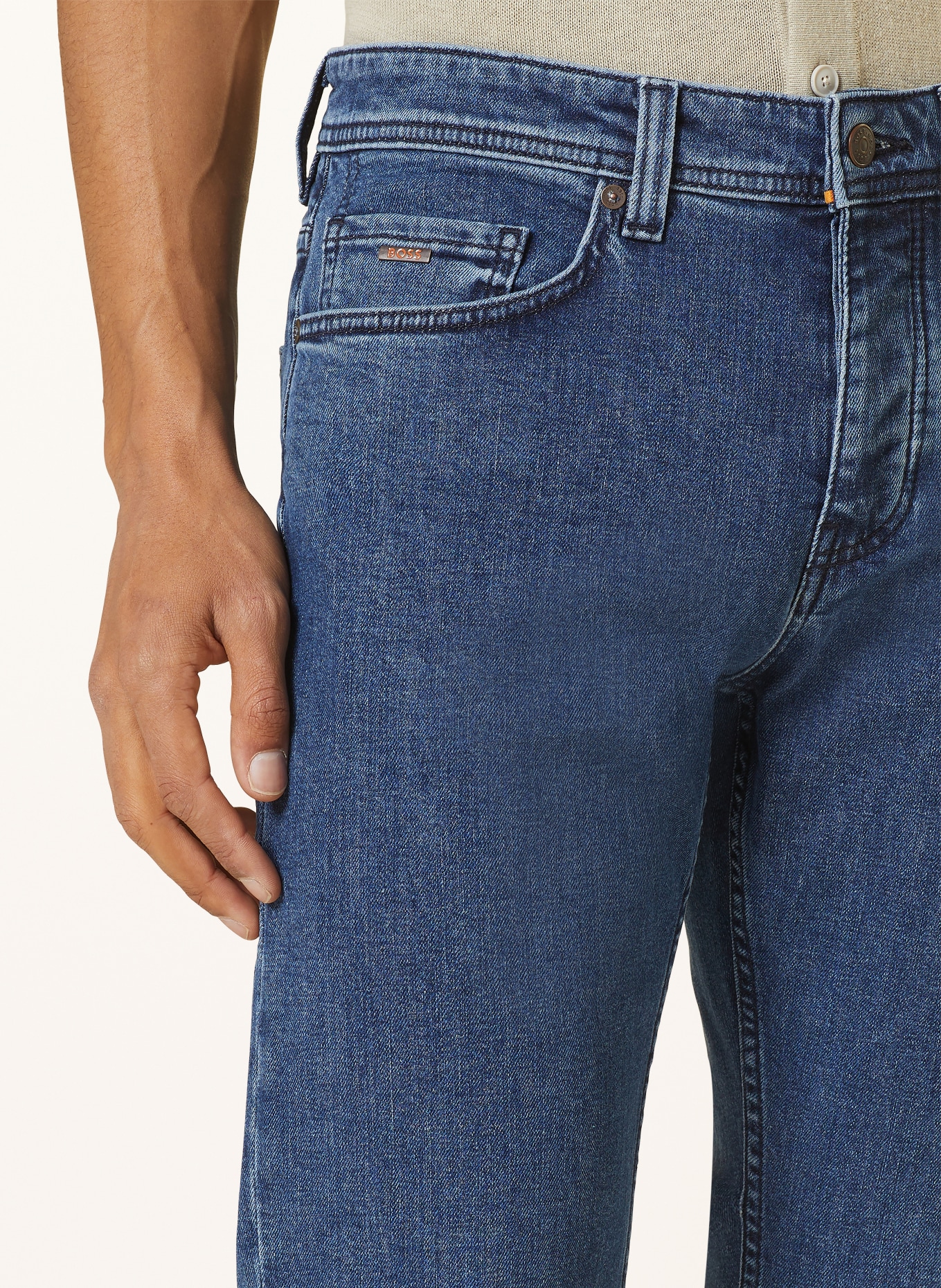 BOSS Jeans TABER Tapered Fit, Farbe: 421 MEDIUM BLUE (Bild 5)