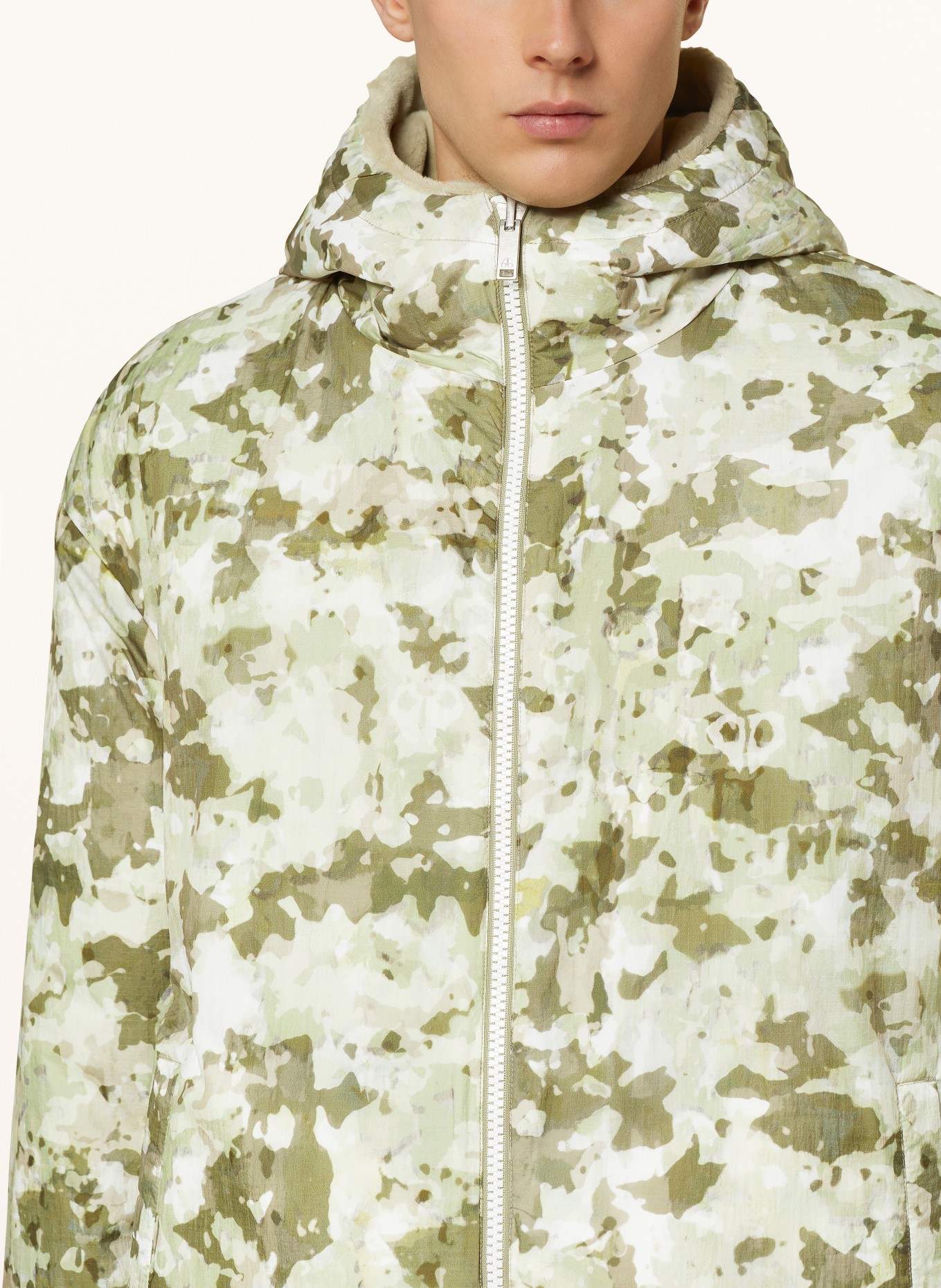 MOOSE KNUCKLES Reversible jacket BORDEN BUNNY with teddy fur, Color: LIGHT GREEN (Image 7)