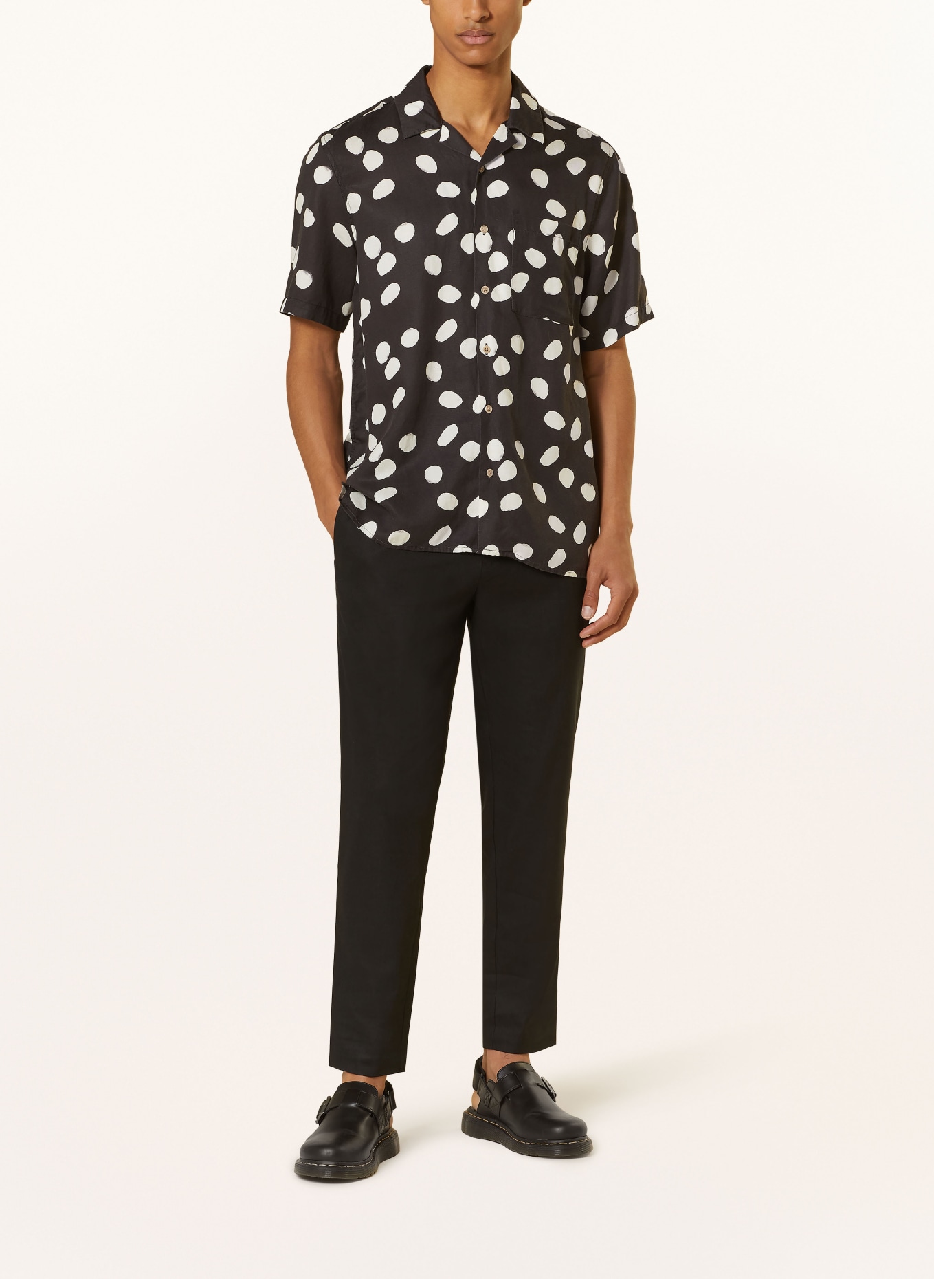NEUW Resort shirt YU comfort fit with linen, Color: BLACK/ WHITE (Image 2)