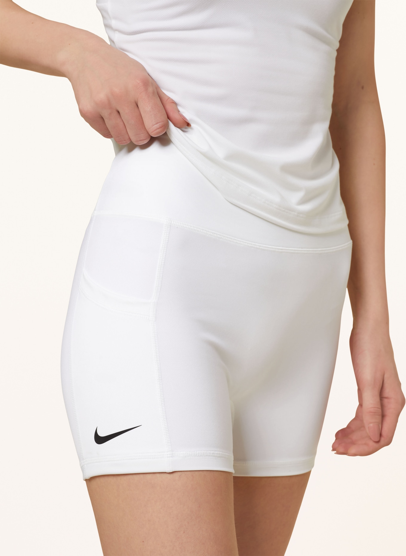 Nike Tennisshorts COURT ADVANTAGE, Farbe: WEISS (Bild 5)