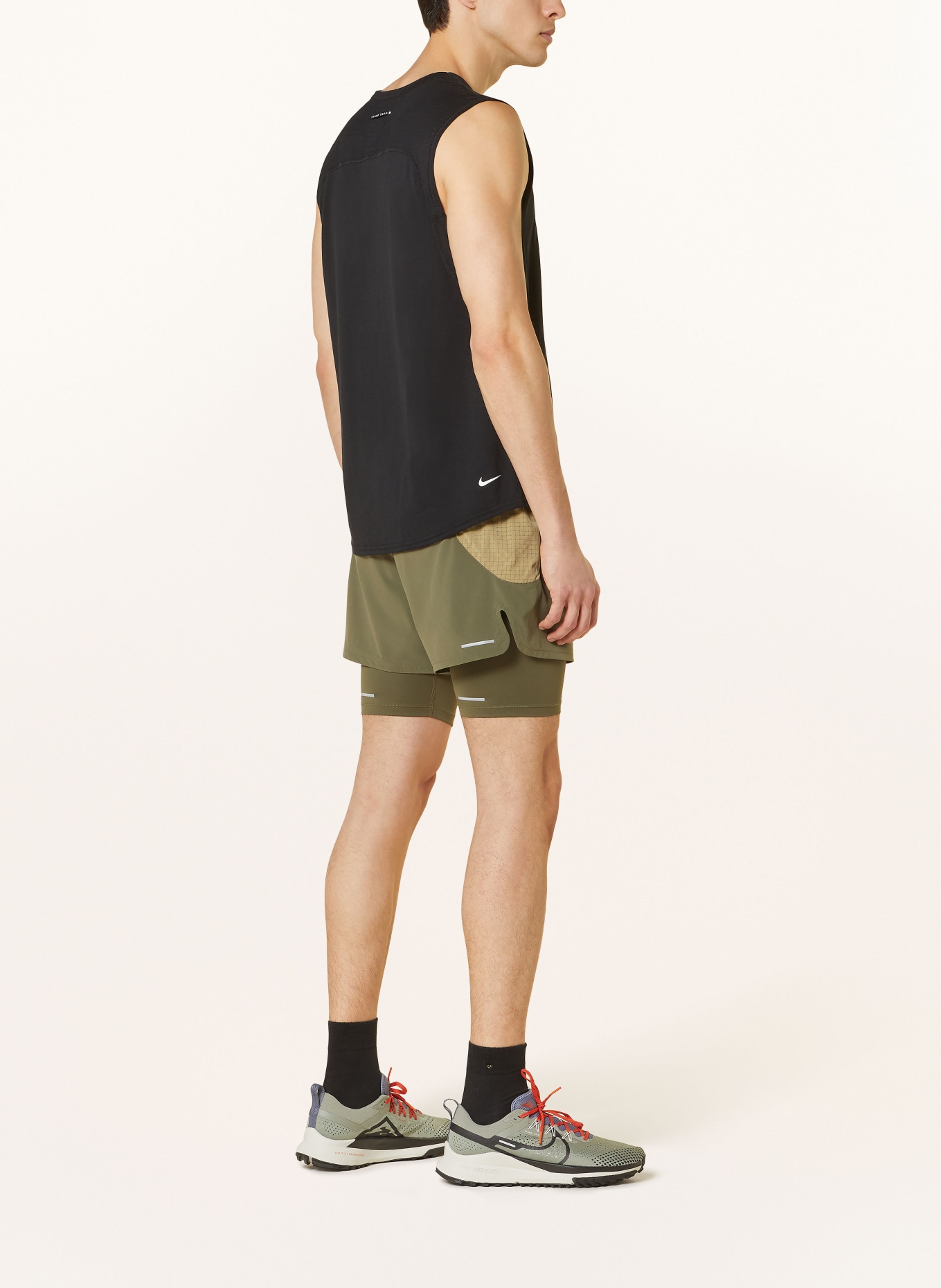 Nike 2-in-1 running leggings TRAIL LOVA LOOPS, Color: OLIVE/ BLACK (Image 4)