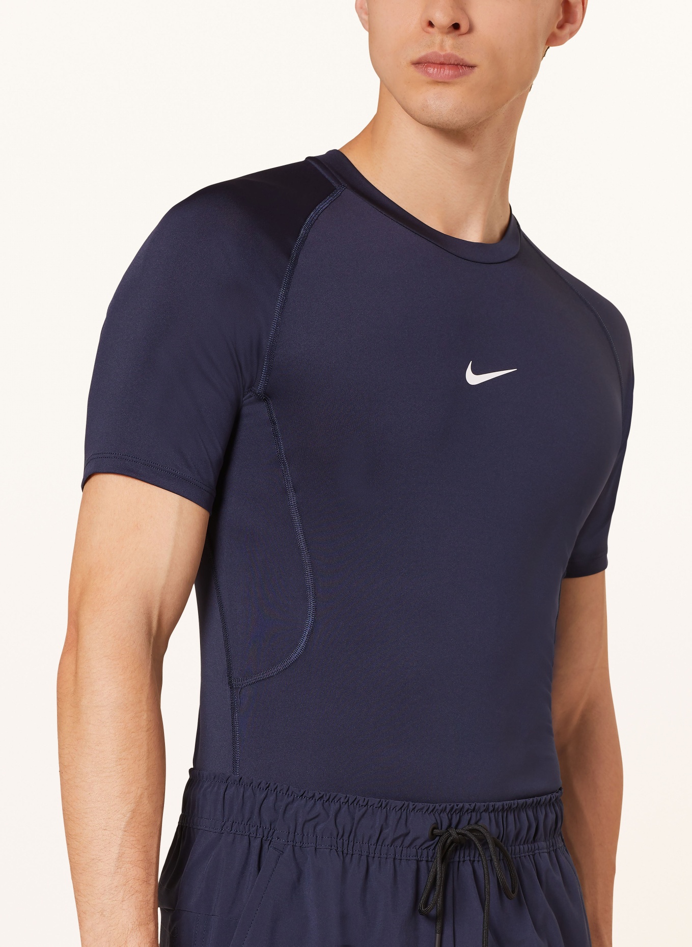 Nike Tričko PRO, Barva: TMAVĚ MODRÁ (Obrázek 4)
