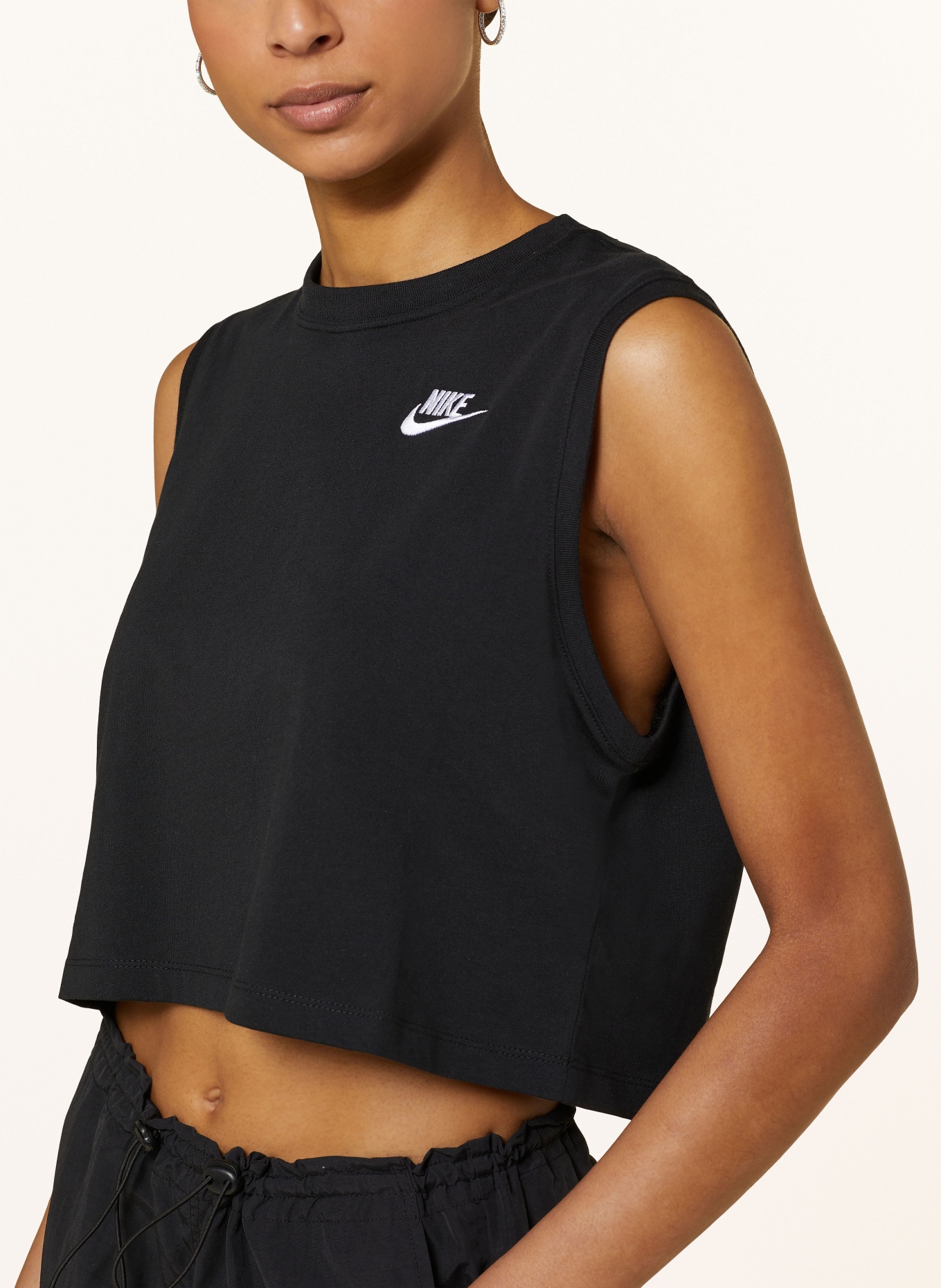 Nike Cropped top SPORTSWEAR CLUB, Color: BLACK (Image 5)