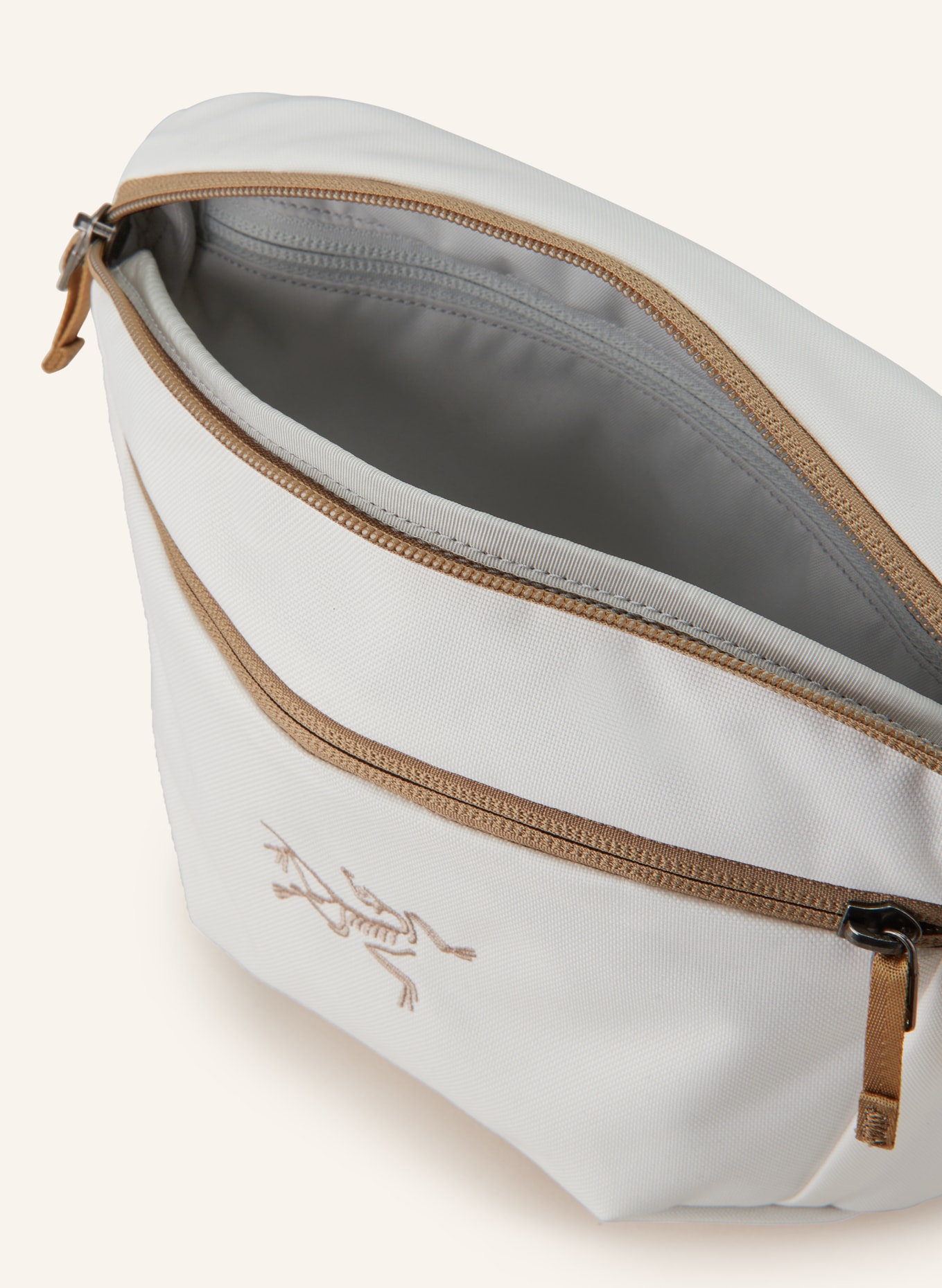 ARC'TERYX Waist bag MANTIS 2, Color: WHITE/ OLIVE (Image 3)