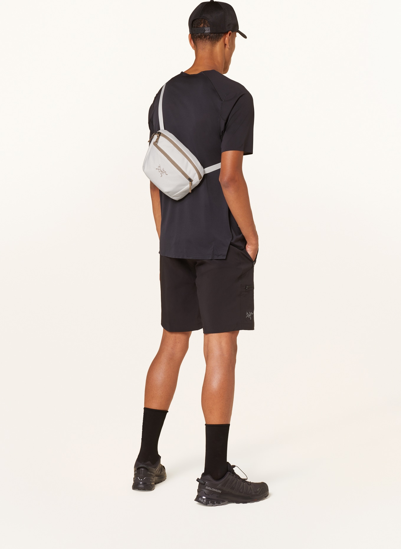 ARC'TERYX Waist bag MANTIS 2, Color: WHITE/ OLIVE (Image 4)