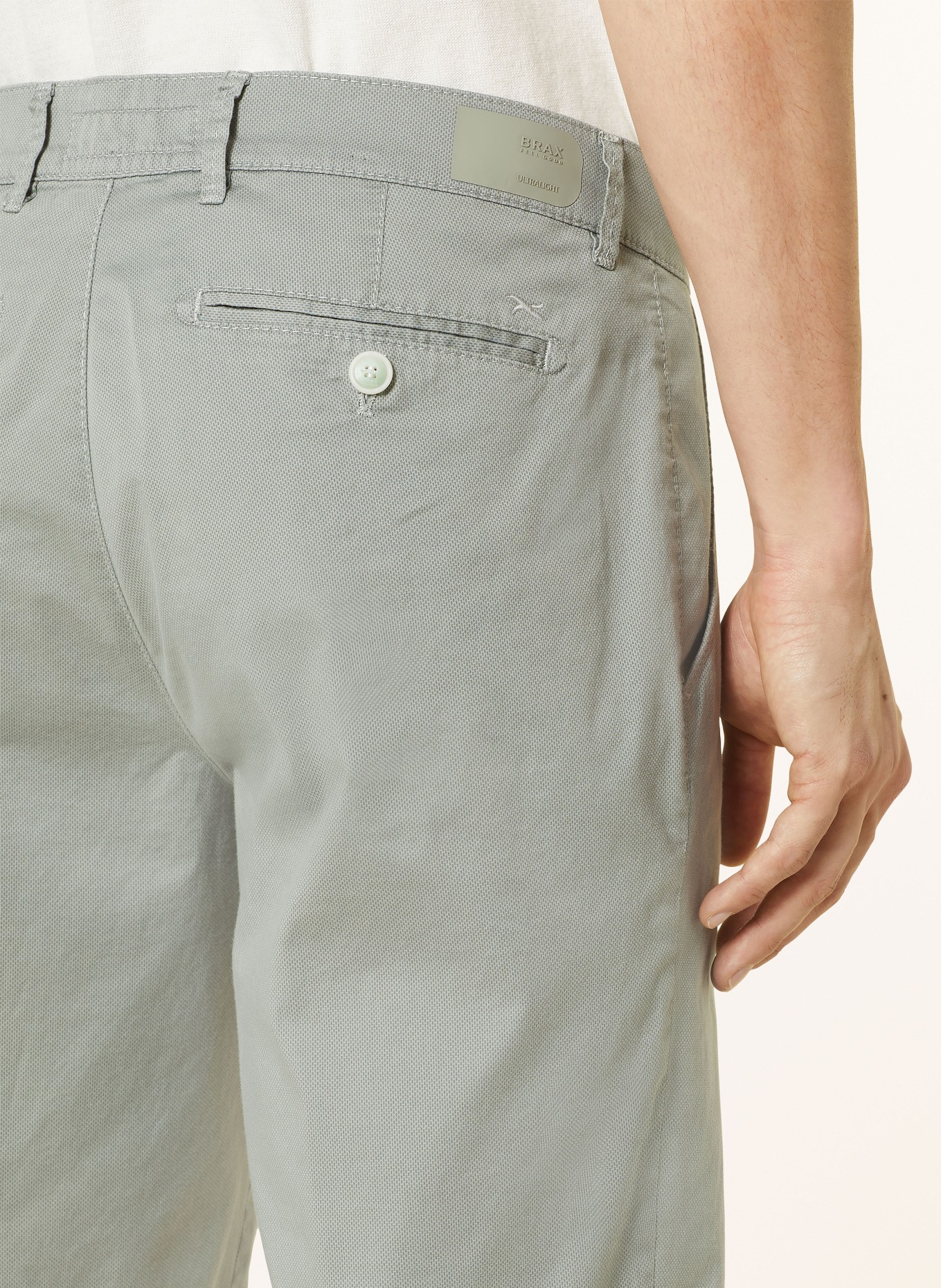 BRAX Shorts BOZEN Regular Fit, Farbe: HELLGRÜN (Bild 6)